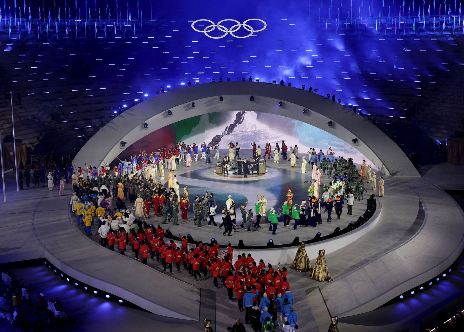 Las mejores fotos de los Juegos Olímpicos de invierno Milán Cortina d'Ampezzo 2026 | Ceremonia de clausura y jornada 17 y última