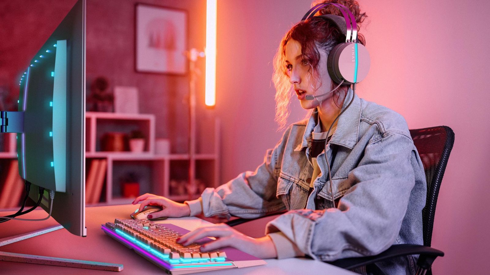 Nuevos monitores Philips Evnia 8000