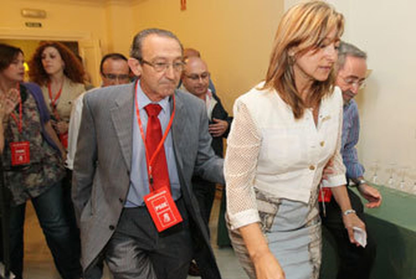 Sánchez pone su cargo a disposición del partido