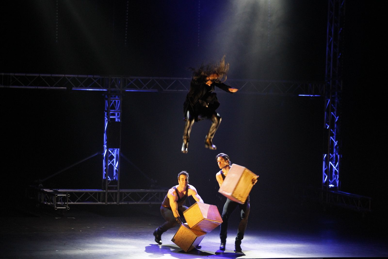 Las imágenes de la actuación del grupo Los Vivancos