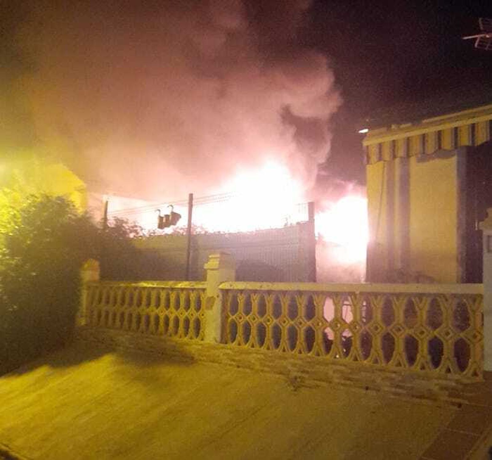 Incendio en la cocina de una vivienda de la calle D en el Barrio Obrero