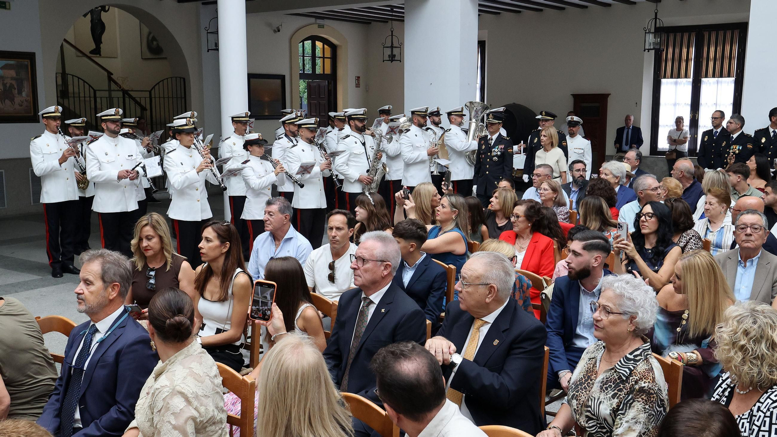 Imágenes del Día de la Policía Nacional en Jerez