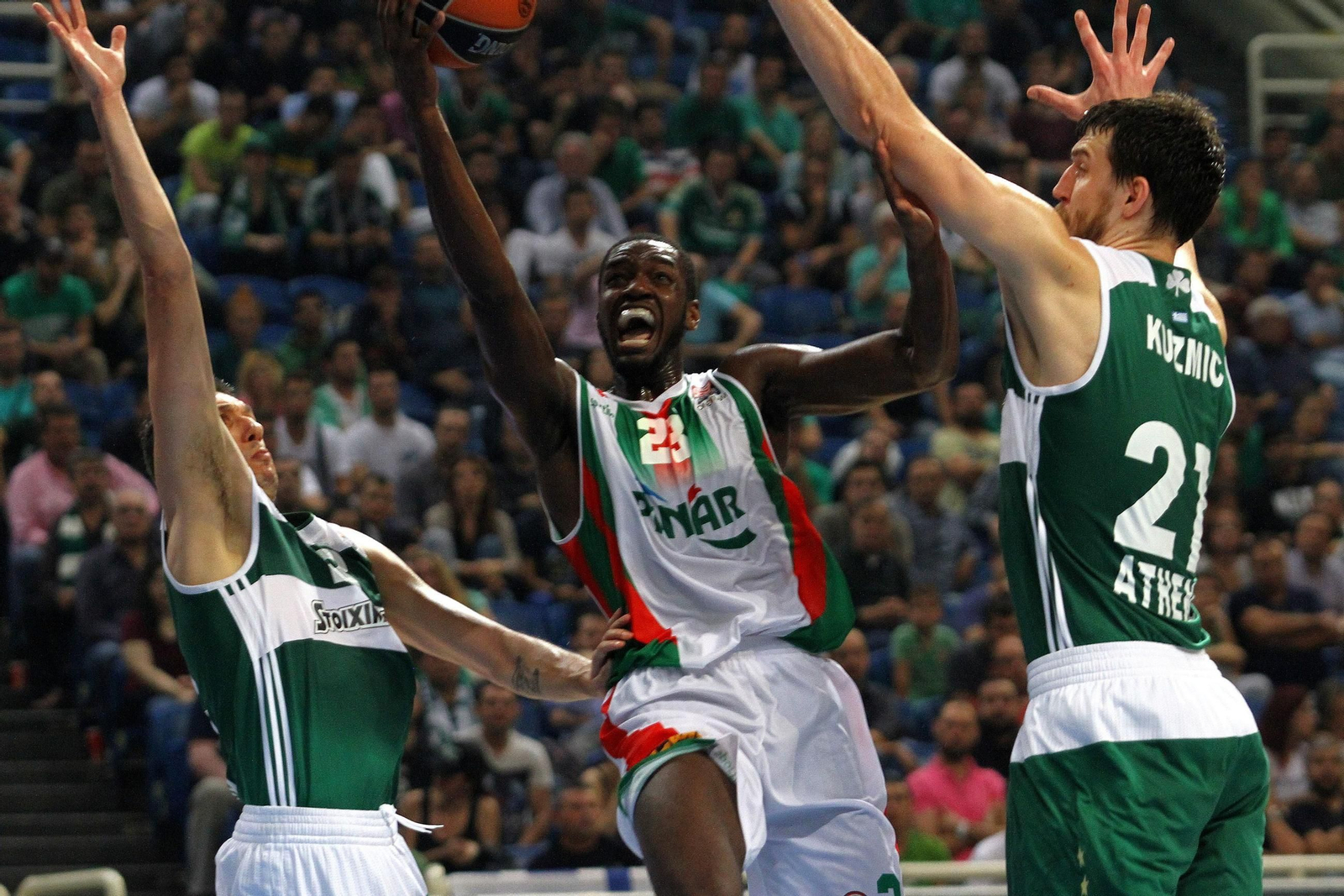 La carrera de Ognjen Kuzmic, en fotos