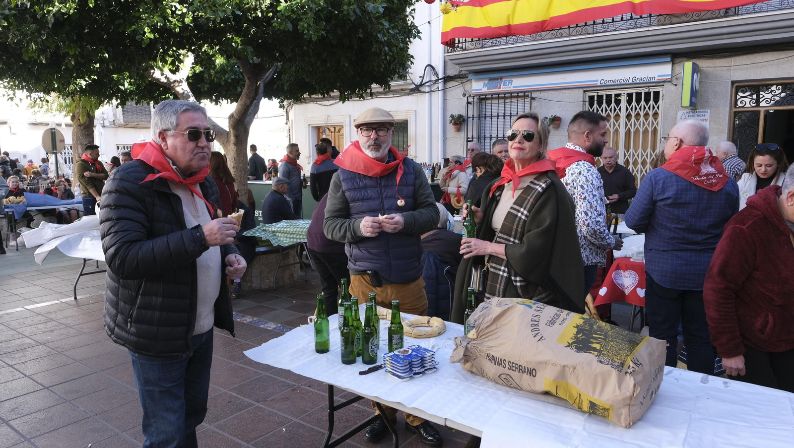 Los vecinos de Lubrín se echan a las calles por San Sebastián