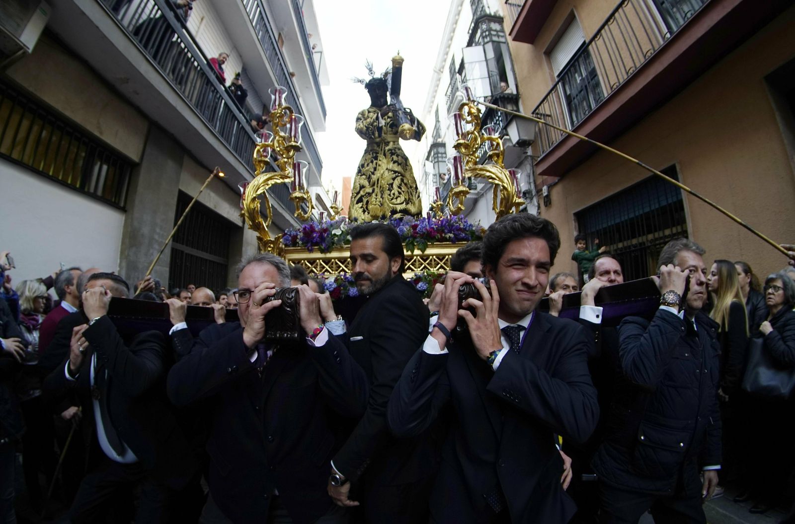 Las imágenes del Vía Crucis de las Hermandades 2020