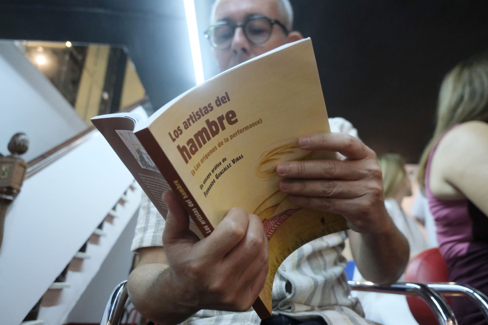 La presentación de 'Los artistas del hambre', de Fernando González Viñas, en imágenes