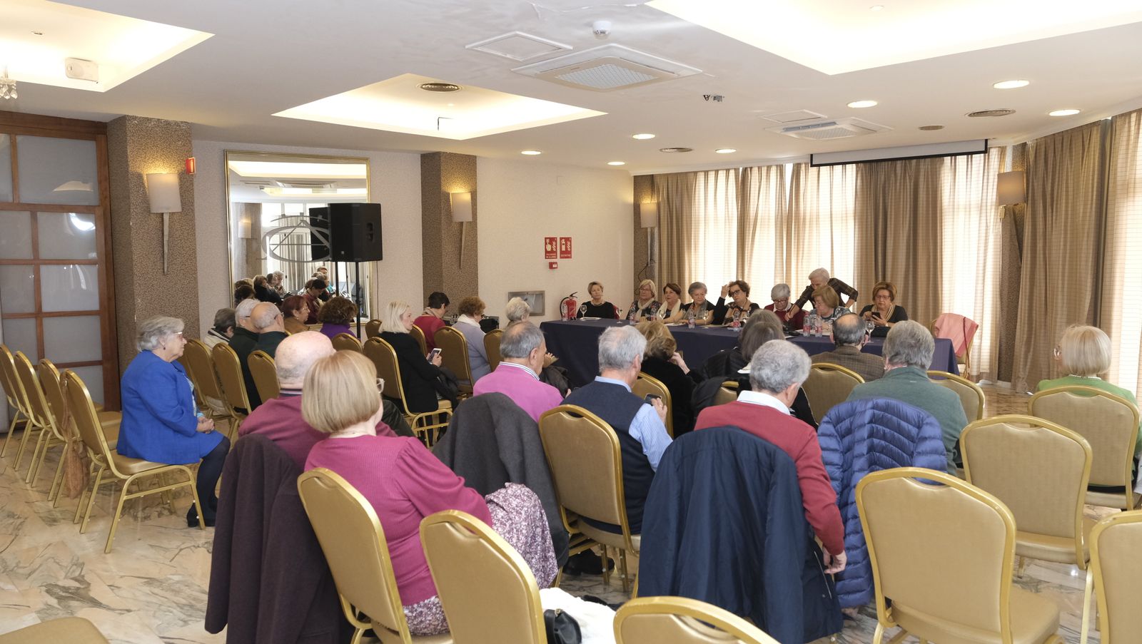 Imágenes del encuentro anual de los docentes jubilados almerienses, ADOJAL