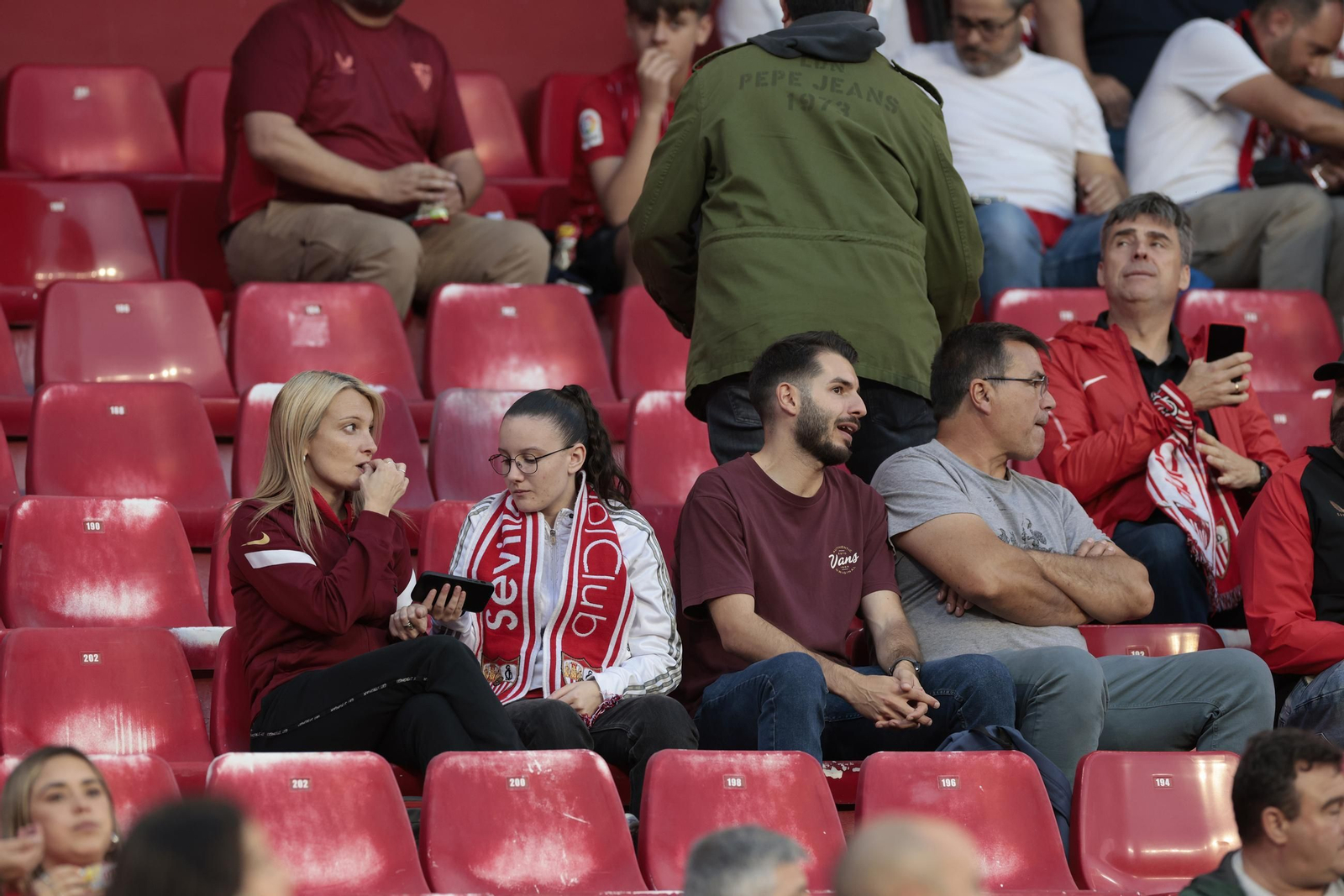 Búscate en las fotos del Sevilla fc - Las Palmas