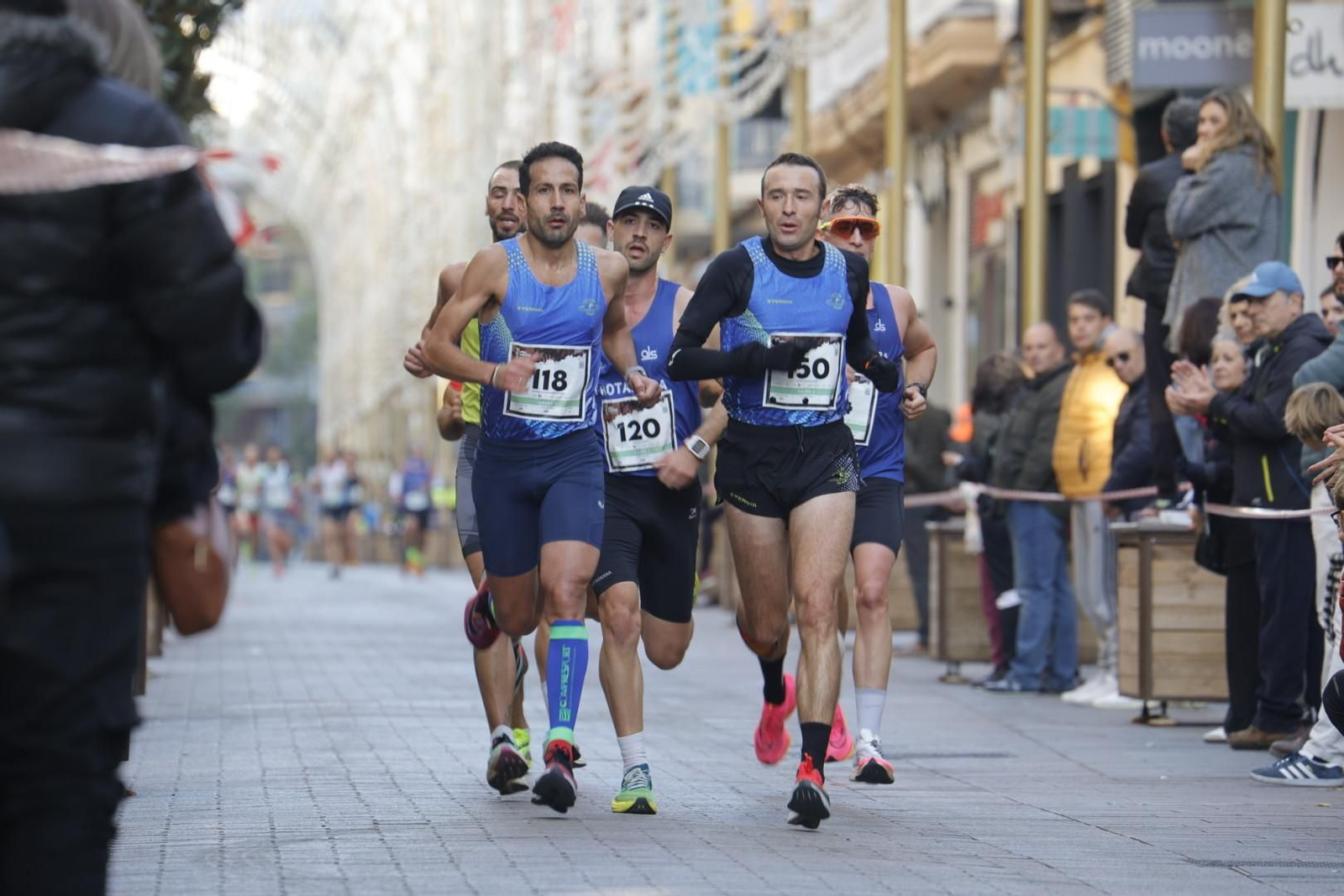 Media Maratón de Córdoba 2023: Las fotos del paso por Cruz Conde y Tendillas Media Maratón de Córdoba 2023: Las fotos del paso por Cruz Conde y Tendillas