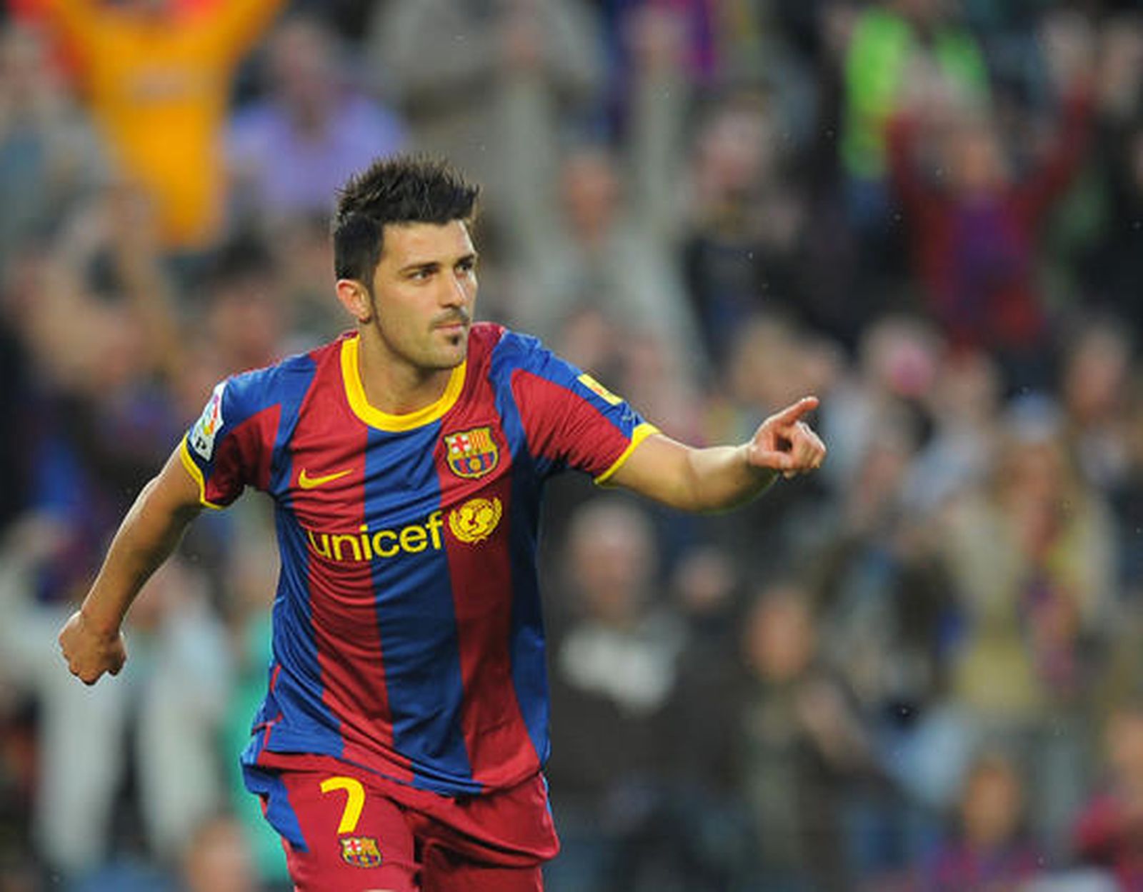 El Barcelona gana con facilidad a Osasuna (0-2) en el Camp Nou. / AFP