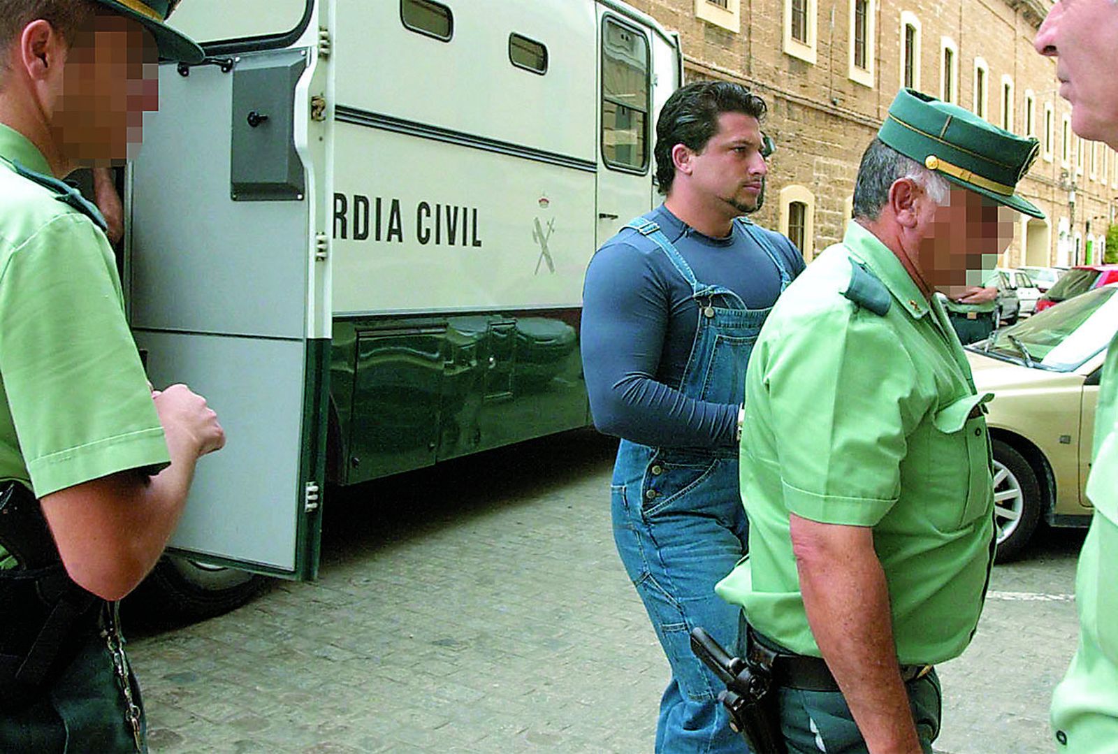 Antón, a su llegada a la Audencia Provincial de Cádiz para ser juzgado por una de sus causas pendientes.