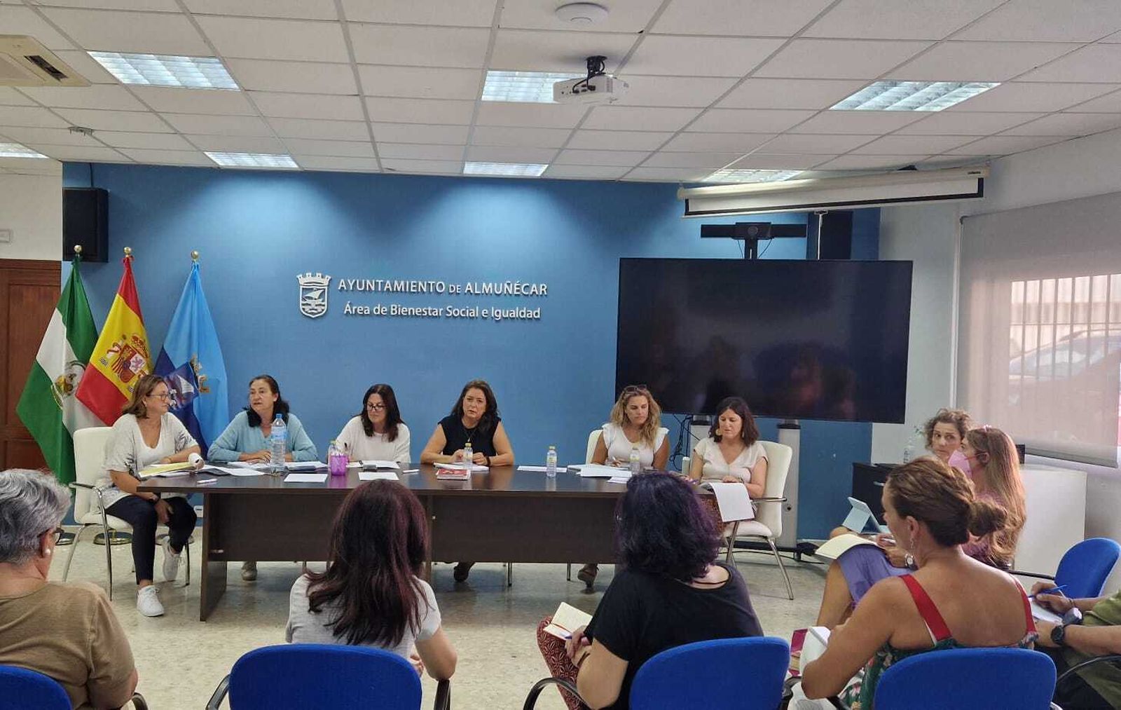 Ayuntamiento de Almuñécar y centros educativos sexitanos de Primaria y Secundaria se comprometen a trabajar por la igualdad y valores