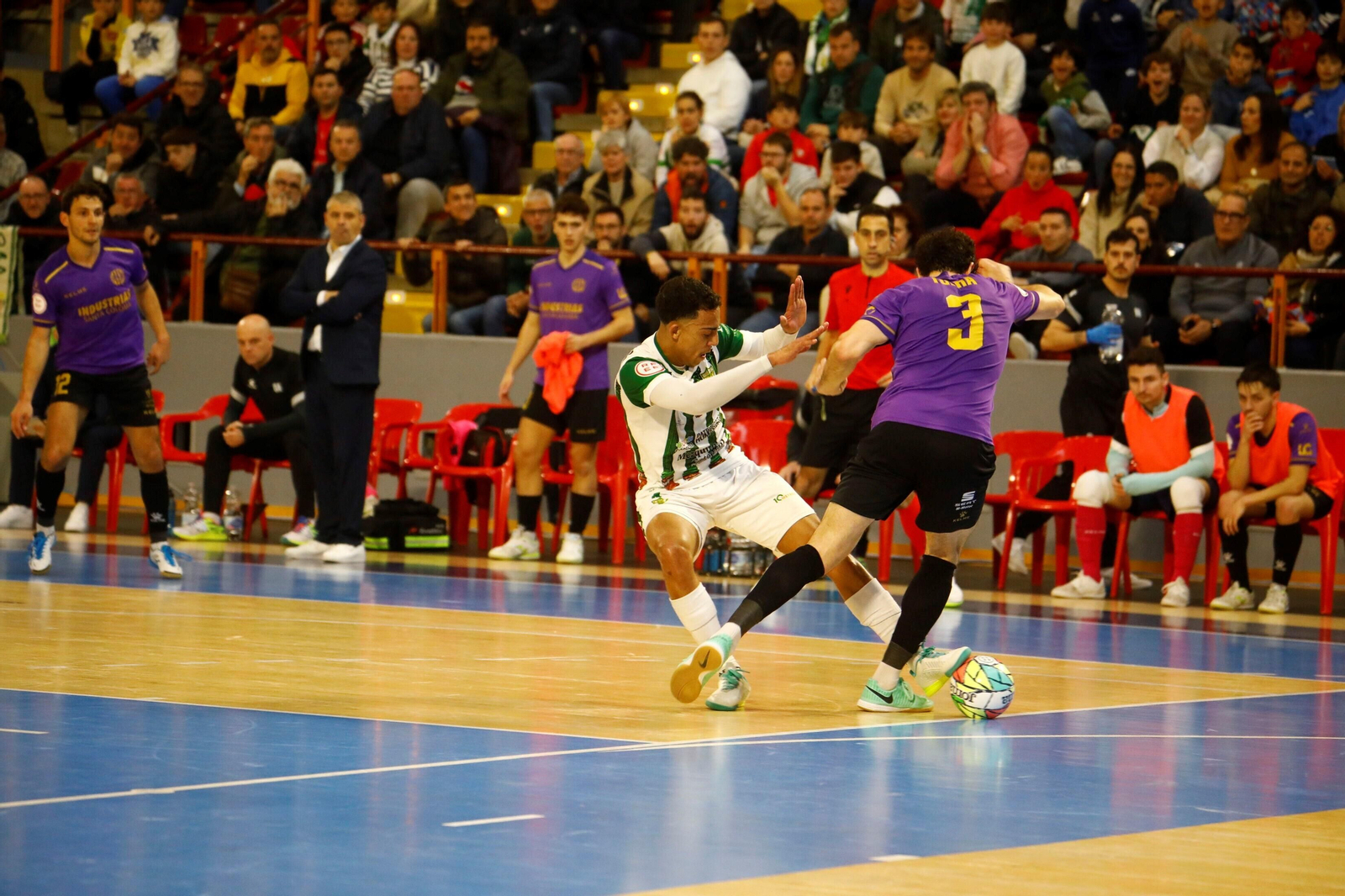 Las mejores fotos del Córdoba Futsal - Industrias Santa Coloma en Vista Alegre