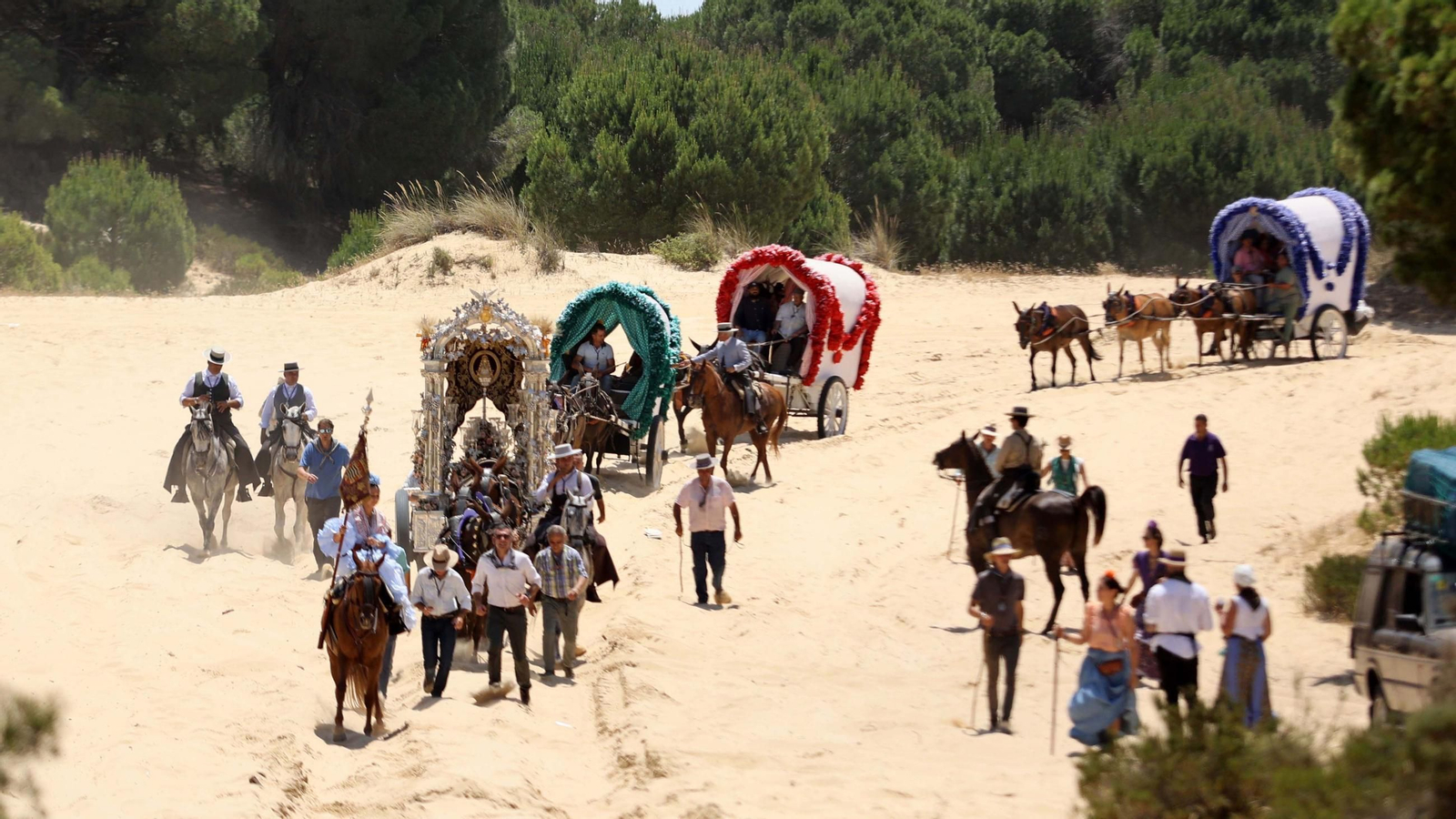 Jueves de camino de la Hdad de Jerez por el Coto Doñana