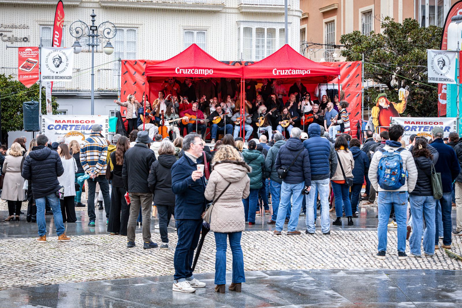 Búscate entre las mejores imágenes que ha dejado la Ostionada Popular