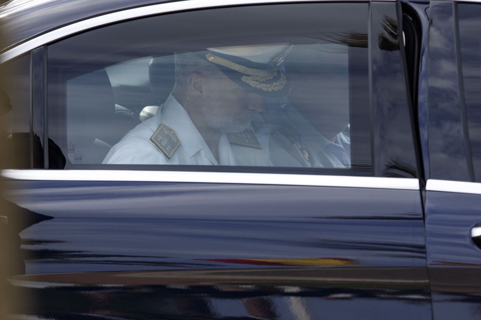 Las Fuerzas Armadas desembarcan en Motril: buques, paracaidistas y helicópteros en primera línea de playa