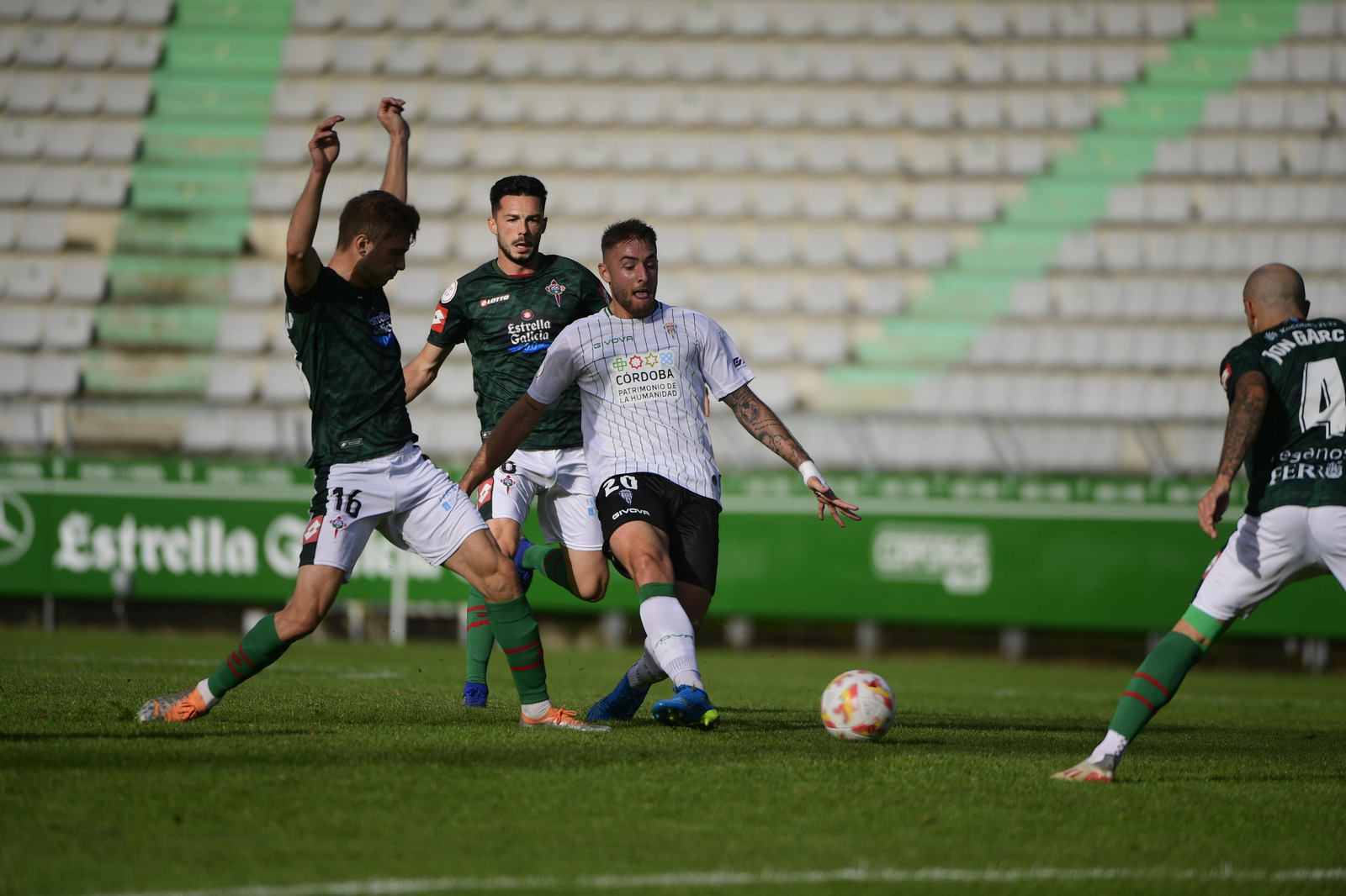 Las imágenes del Racing Ferrol - Córdoba CF en A Malata