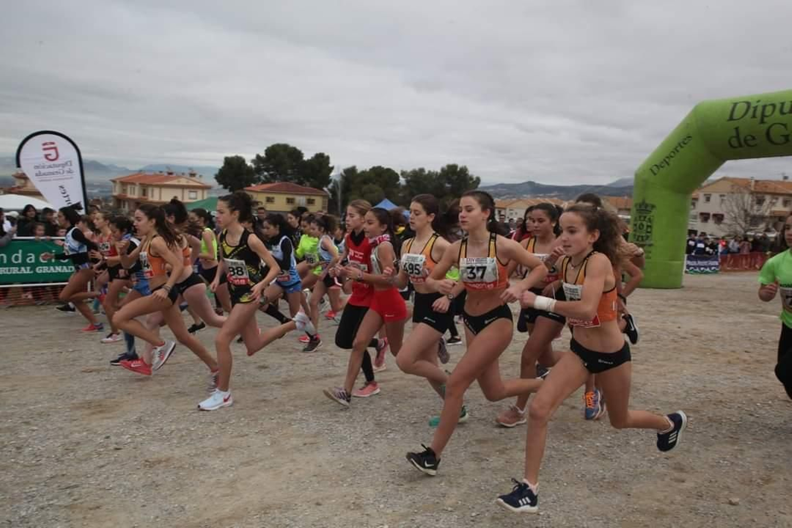 Momento de la salida de la anterior edición del cross.