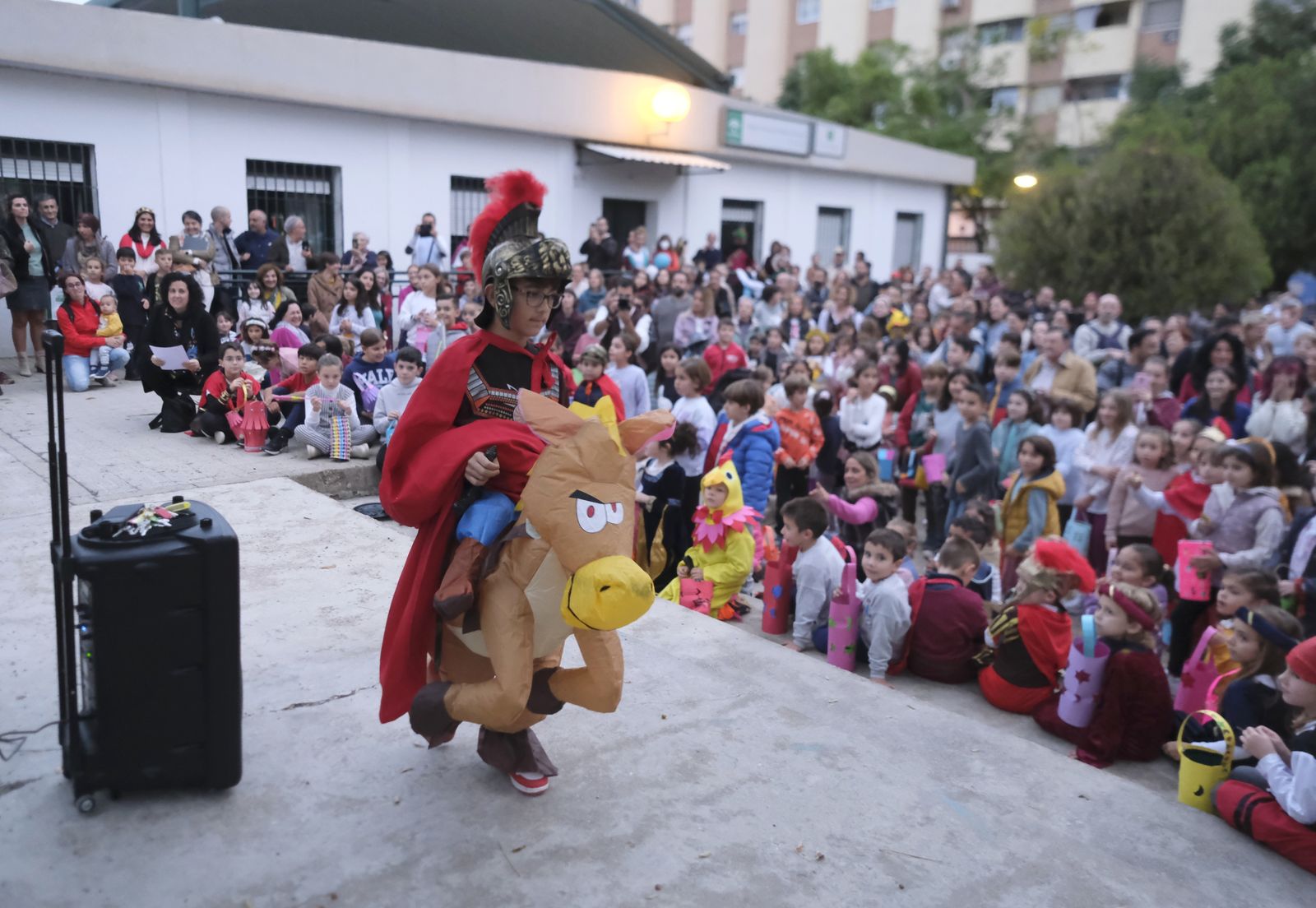 La celebración de Sankt Martin y las 'laterne' en el colegio Al-Ándalus de Córdoba, en imágenes