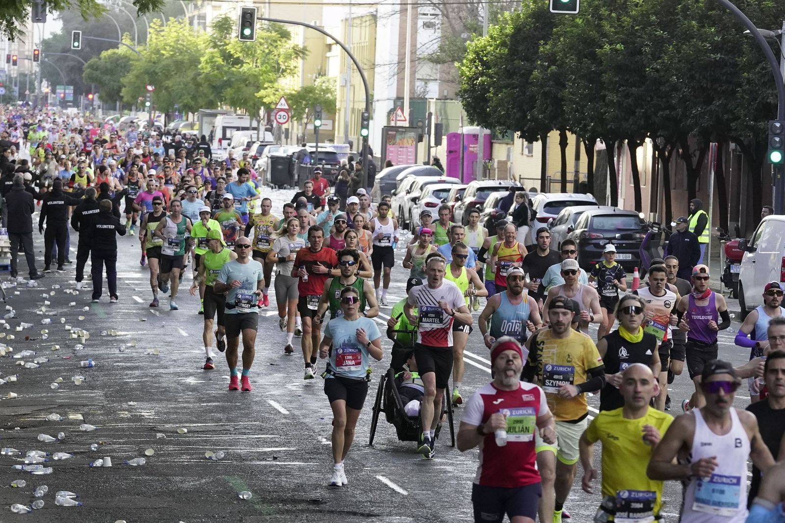el Zurich Maratón de Sevilla 2026 por Lopez de Gomara, galería 1