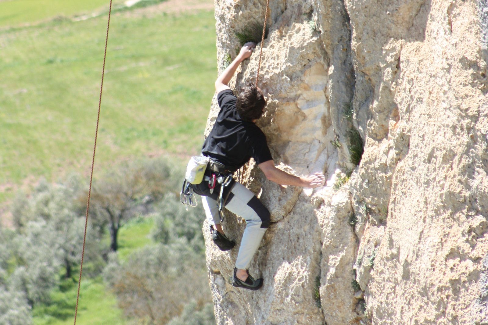 Zona de escalada en Cañete la Real