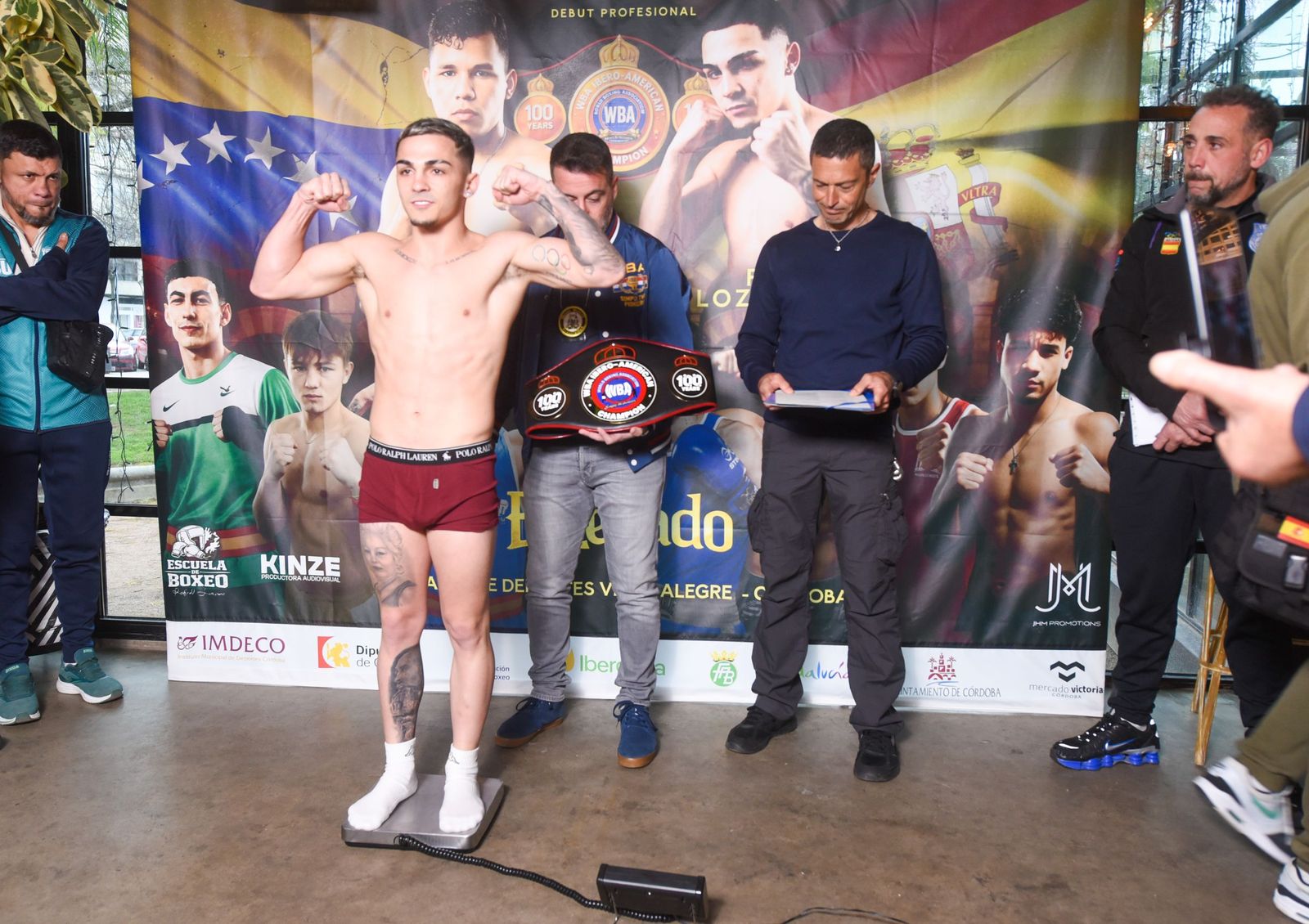 Las fotos del pesaje de la velada de Rafa Lozano Jr. en Córdoba