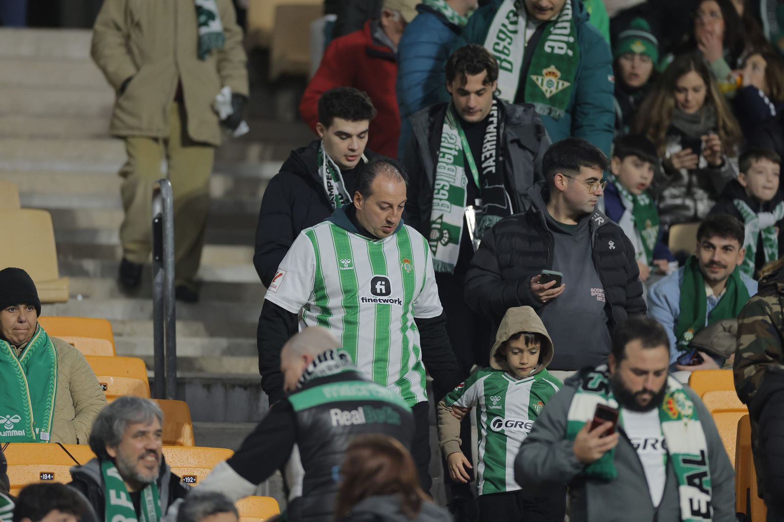 Búscate en las fotos del Betis - Villarreal