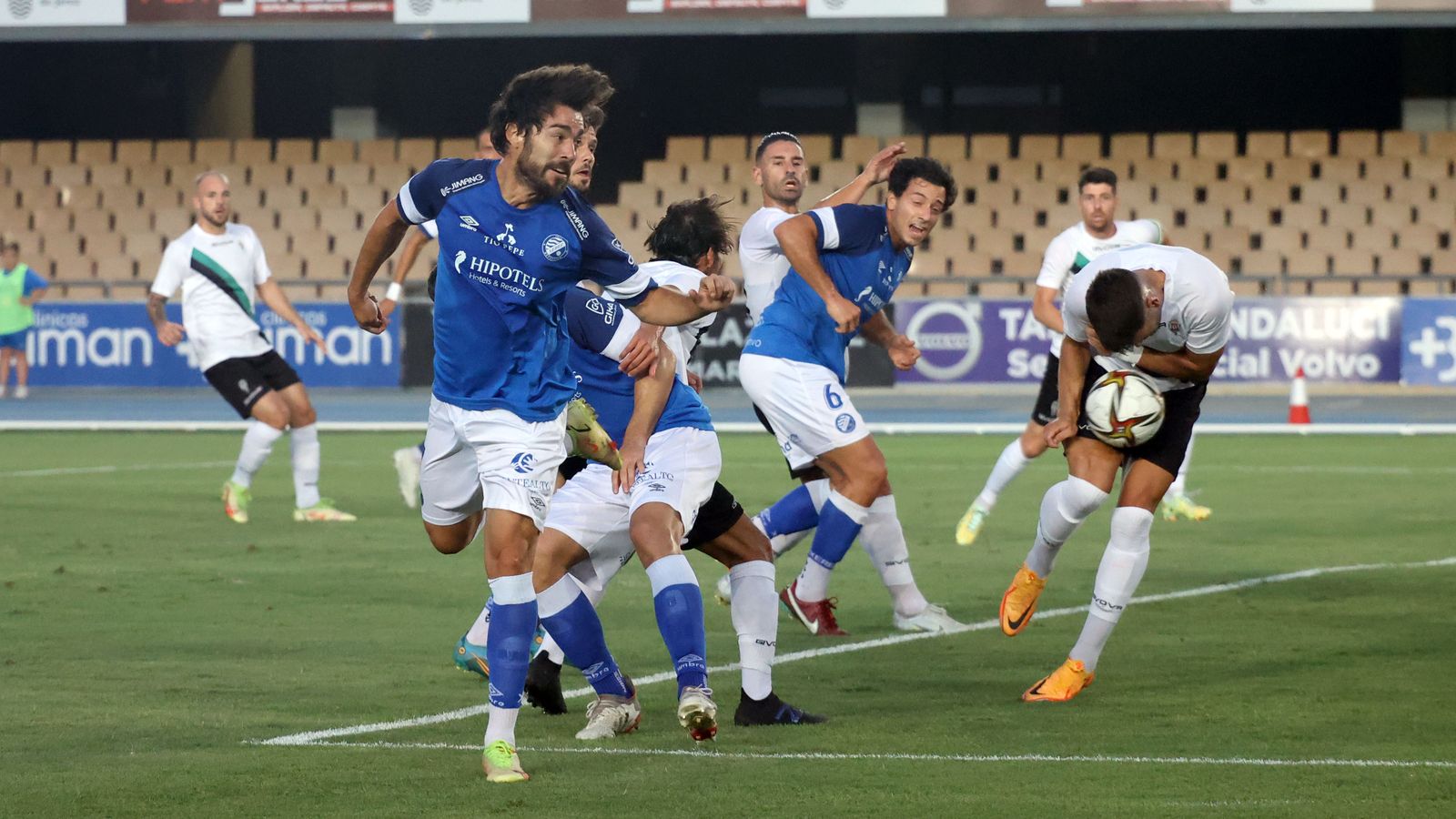Imágenes del I Trofeo Pepe Ravelo entre Xerez DFC y Córdoba CF en Chapín