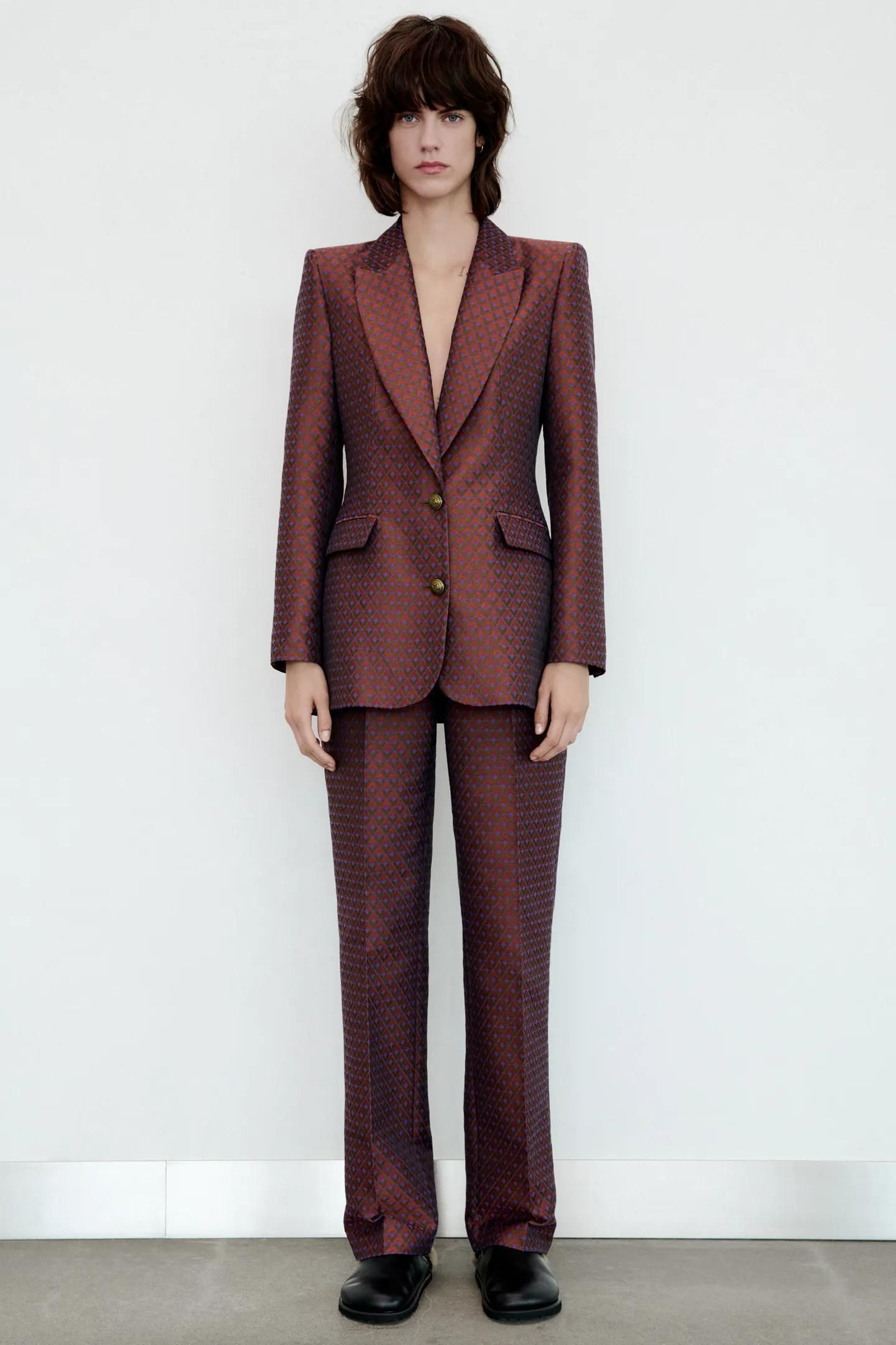 Traje de chaqueta de Zara.