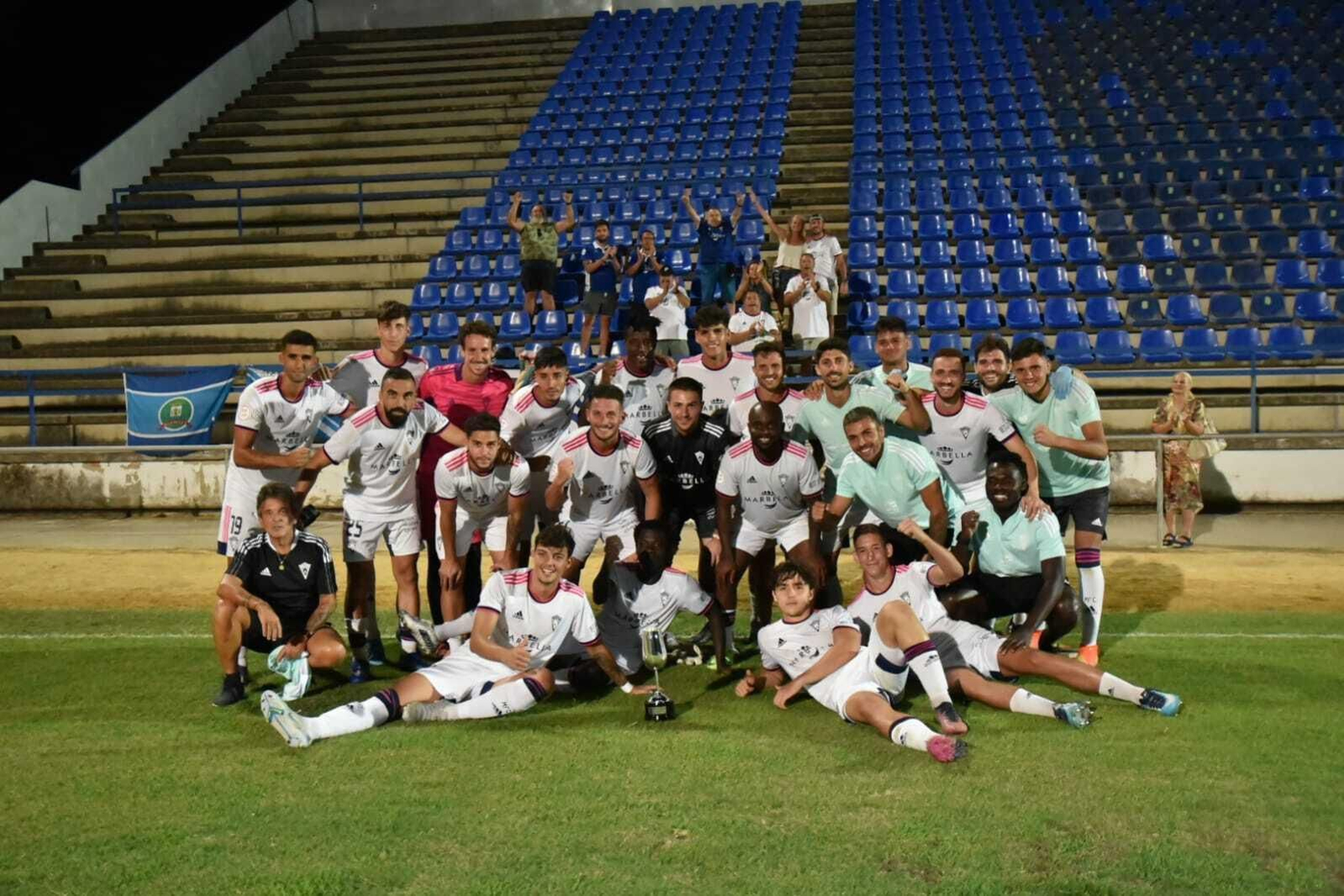 Imágenes del Trofeo Feria de la Vendimia entre el Xerez CD y Marbella