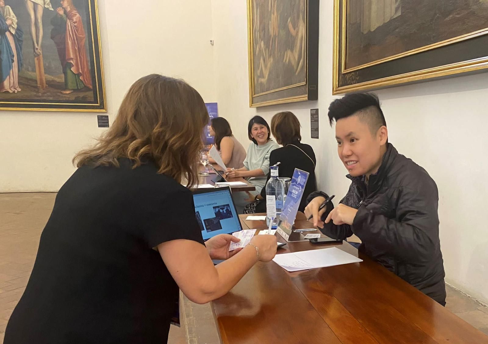 Imagen del taller realizado con los turoperadores asiáticos y empresas granadinas en el Monasterio de La Cartuja