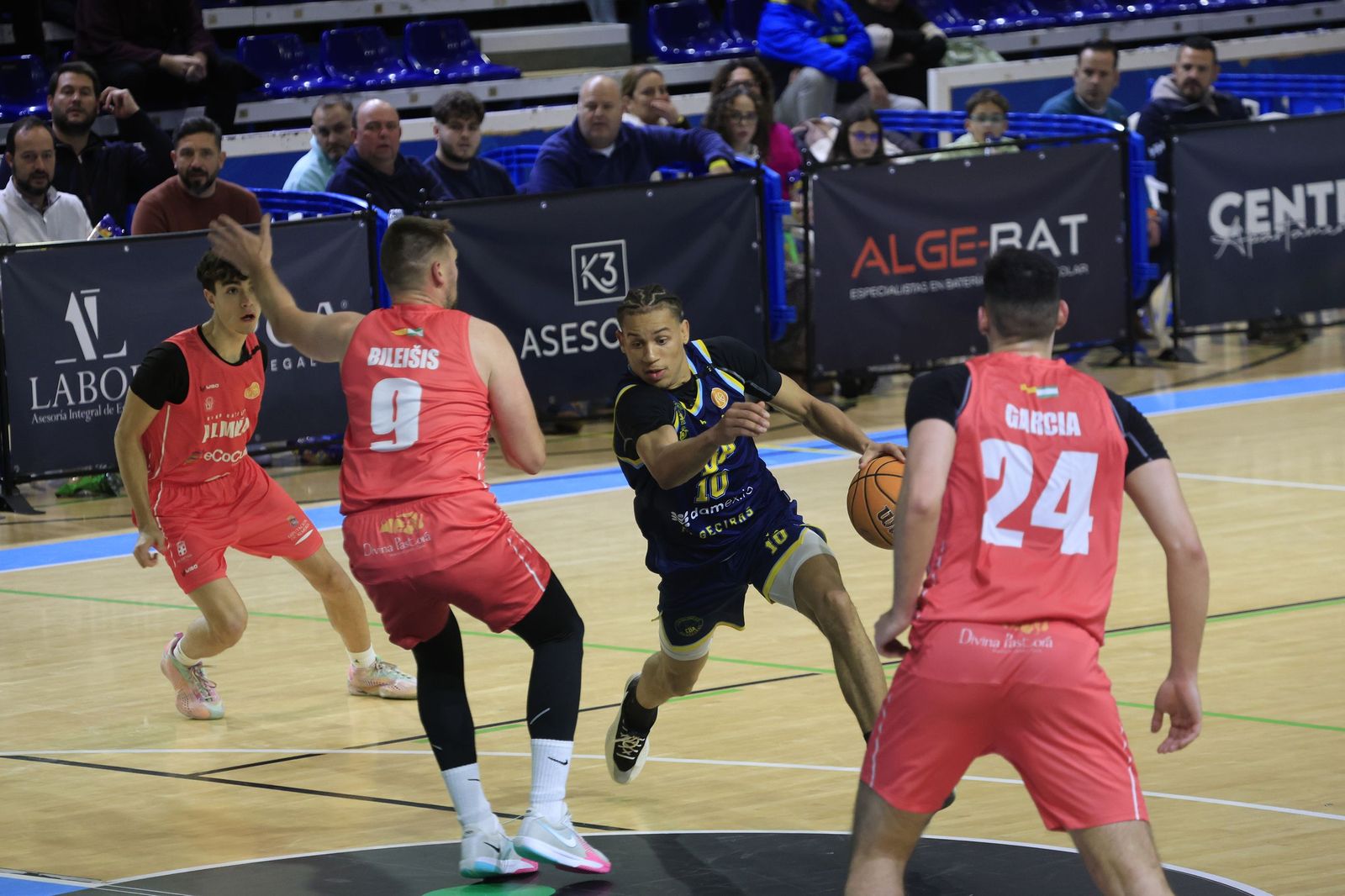 Las fotos del Club Baloncesto Algeciras - CB Almería de Tercera FEB