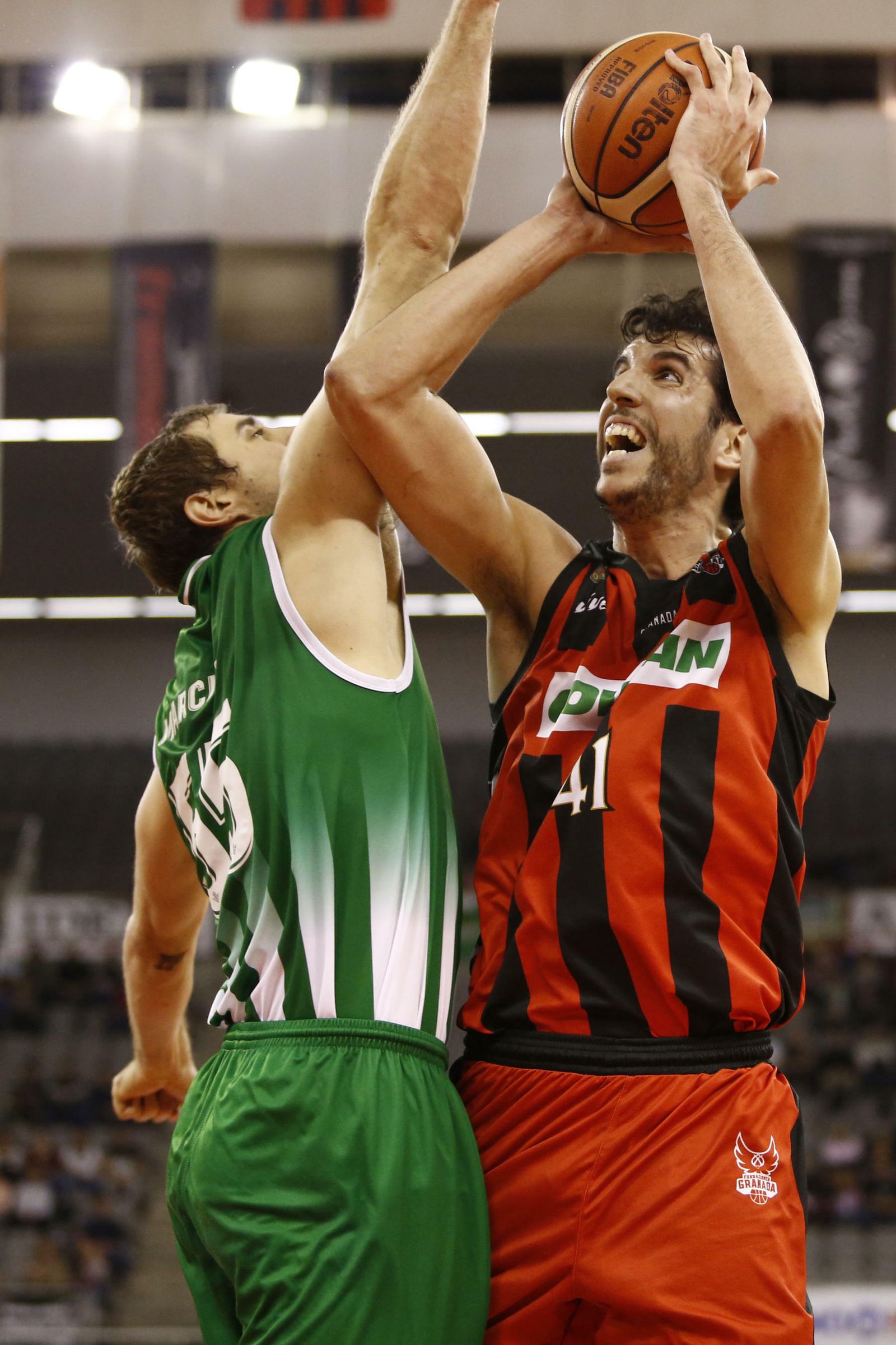 El Real Betis y el Granada fueron rivales la temporada pasada en la LEB Oro.