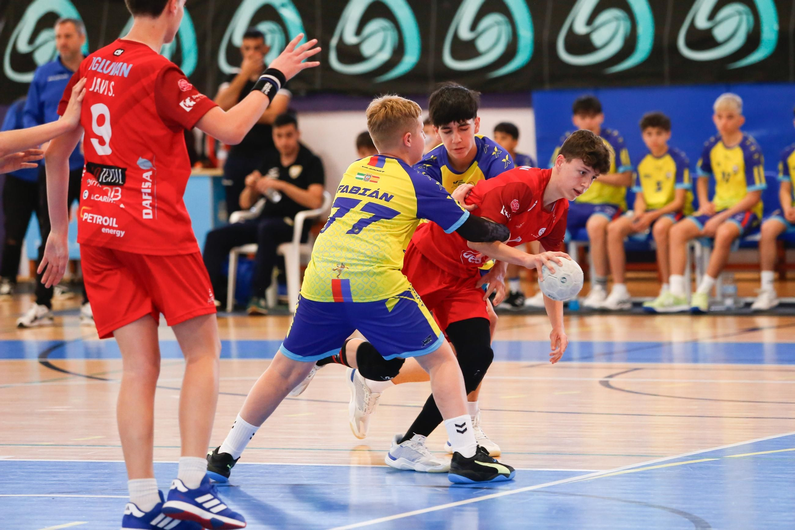 Las fotos de los cuartos de final del Campeonato de Andalucía infantil masculino de balonmano en La Línea