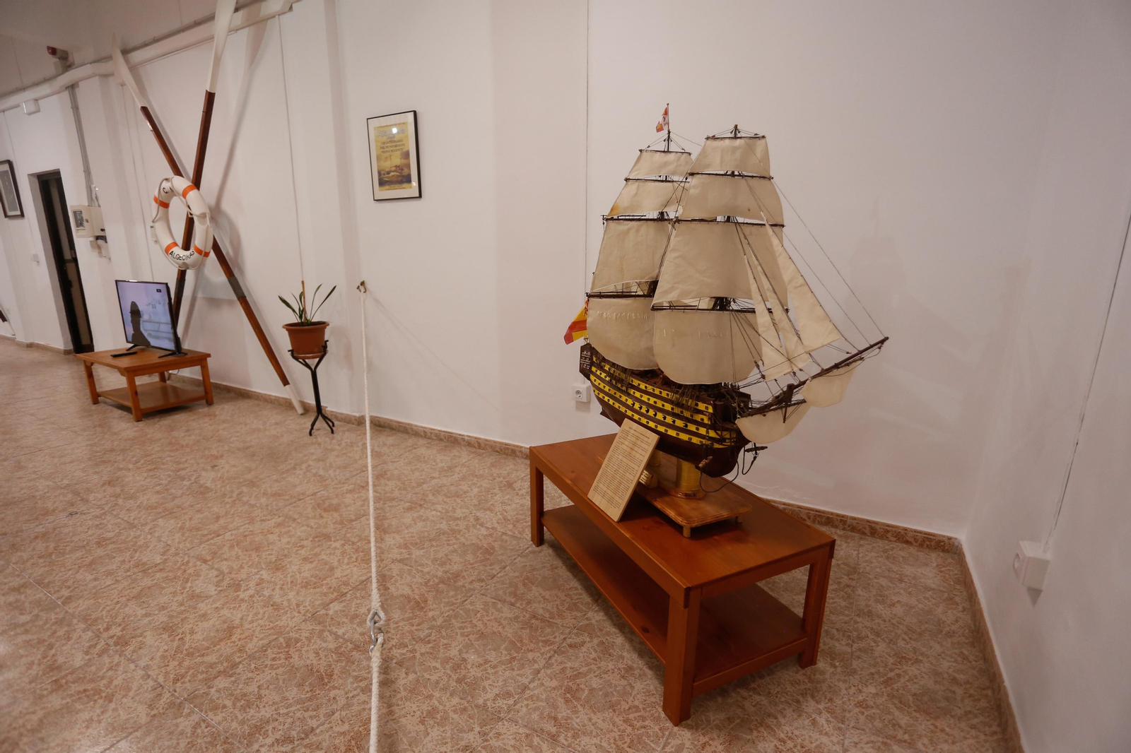 Jornadas de puertas abiertas en la Comandancia de  Marina de Algeciras, en imágenes