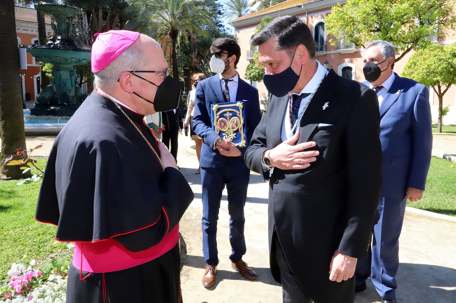Imágenes del Pregón de la Semana Santa de Huelva 2021 de Eduardo Sugrañes