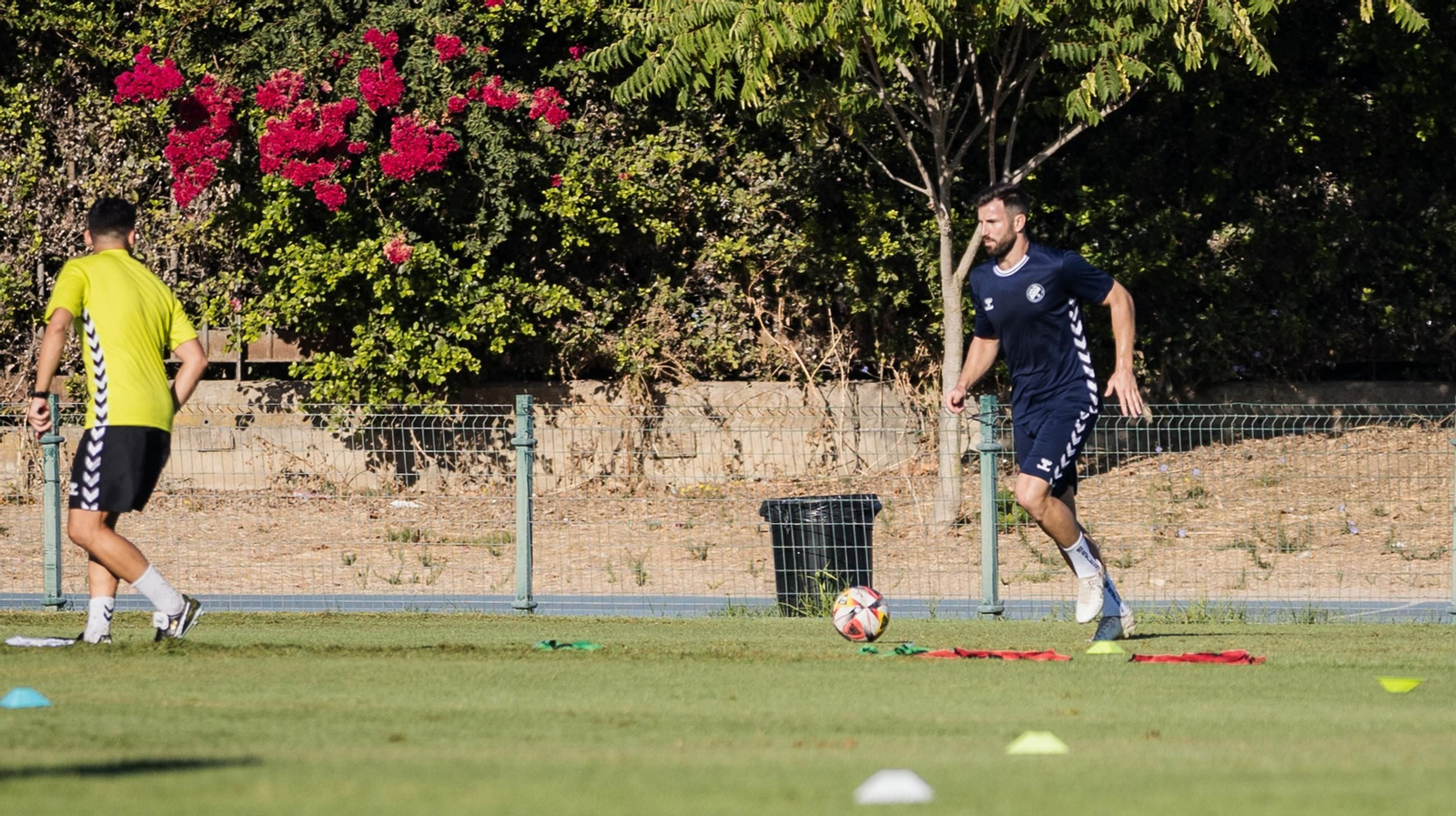 Las mejores imágenes del primer día de entrenamiento del Xerez DFC