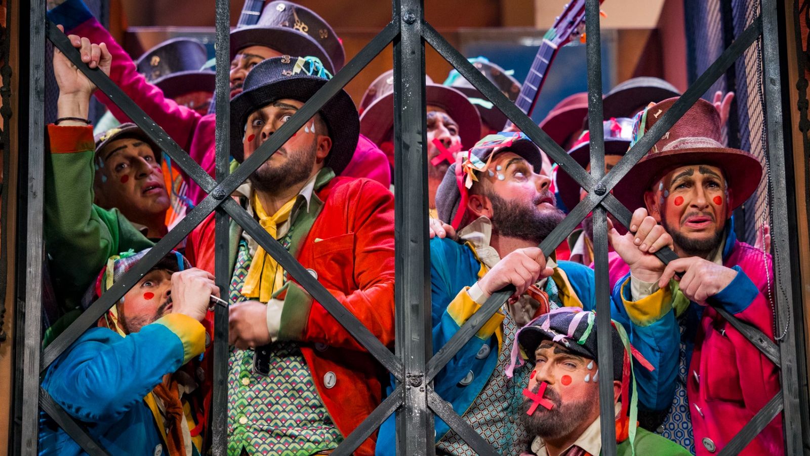 Búscate entre las mejores imágenes de la decimoséptima sesión preliminares del COAC 2025