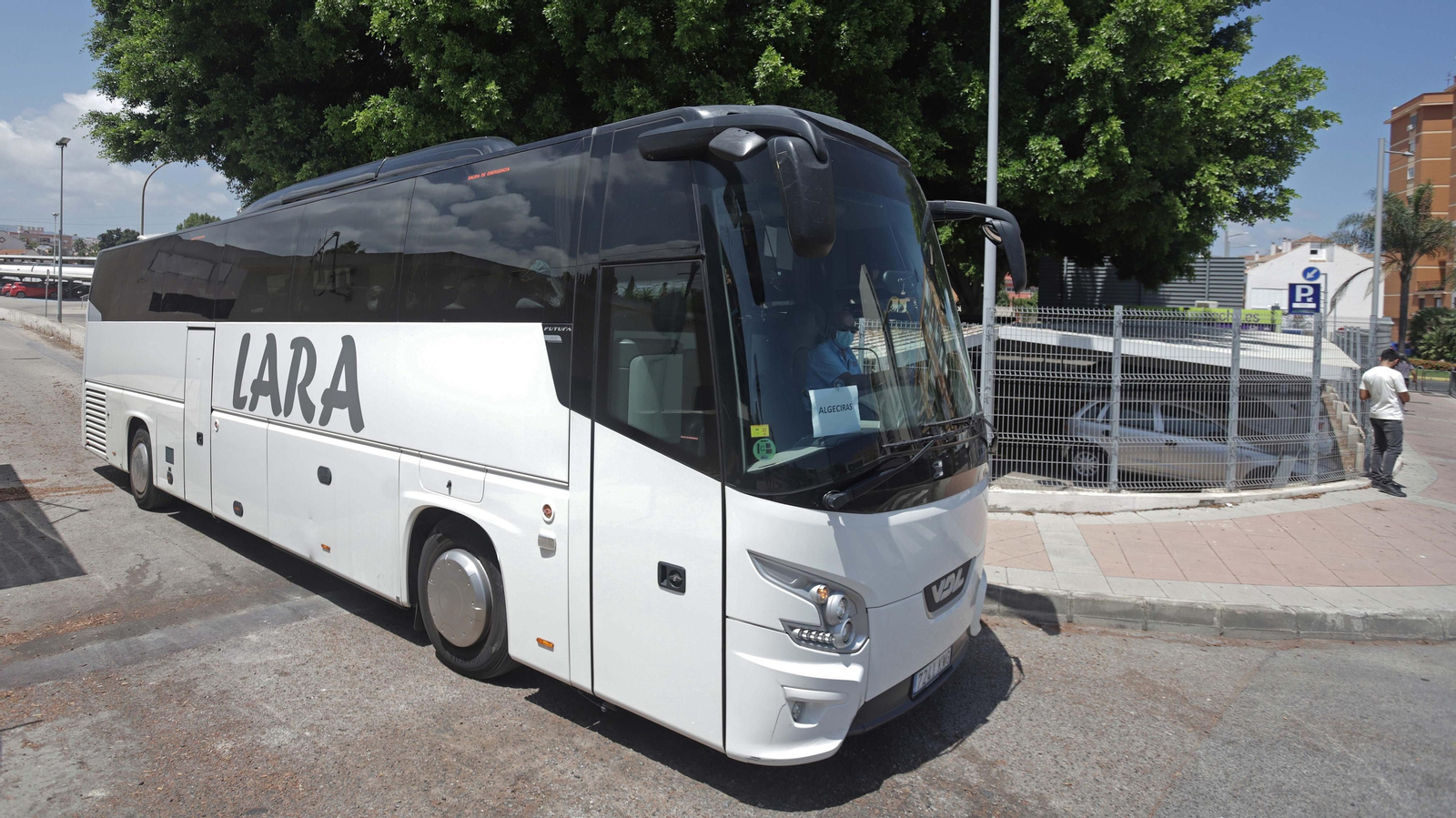 Fotos del primer día del servicio de autobuses de Renfe en la conexión Algeciras - Madrid