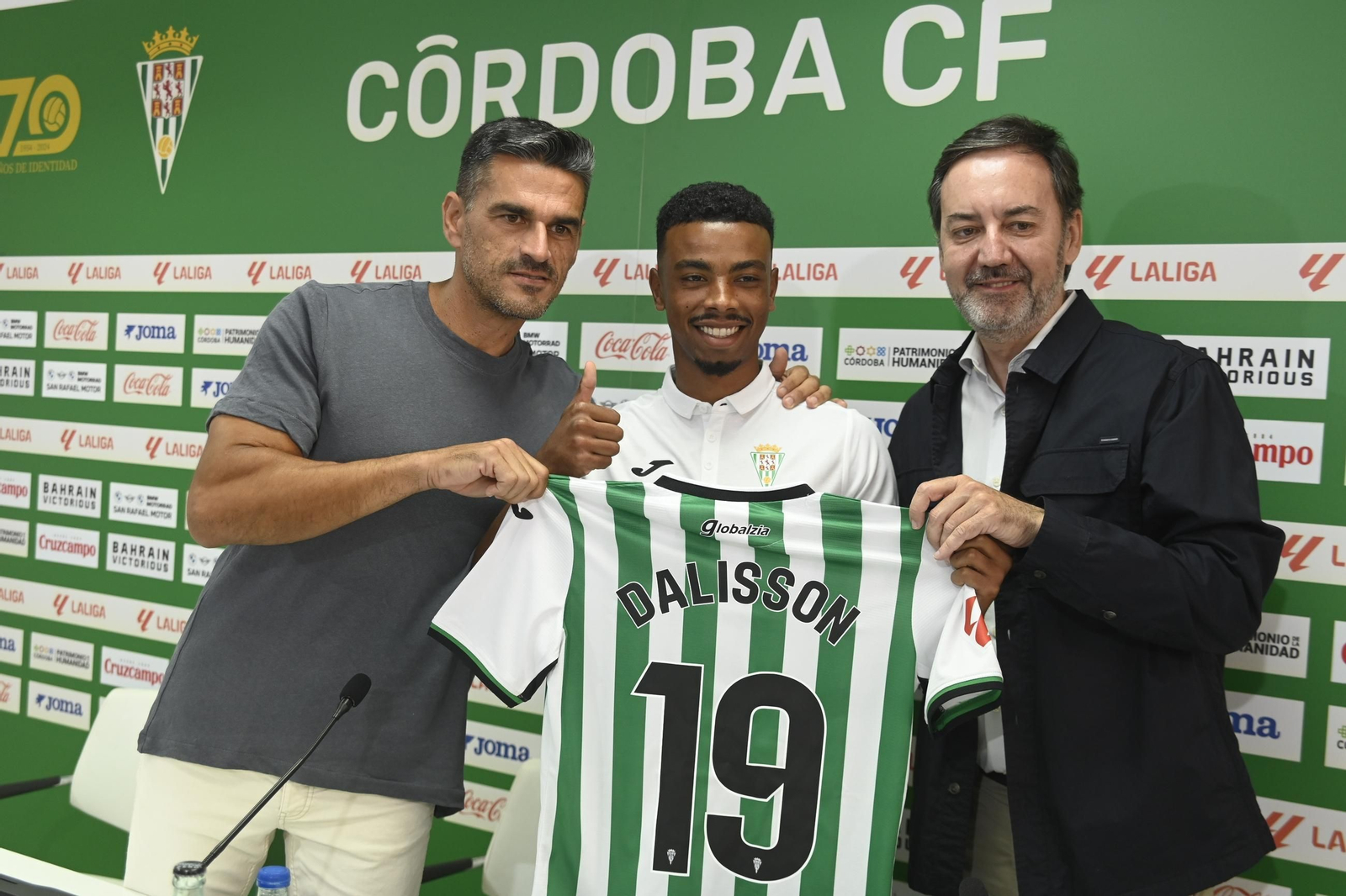Las mejores fotos de la presentación de Sergi Guardiola y Dalisson como jugadores del Córdoba CF