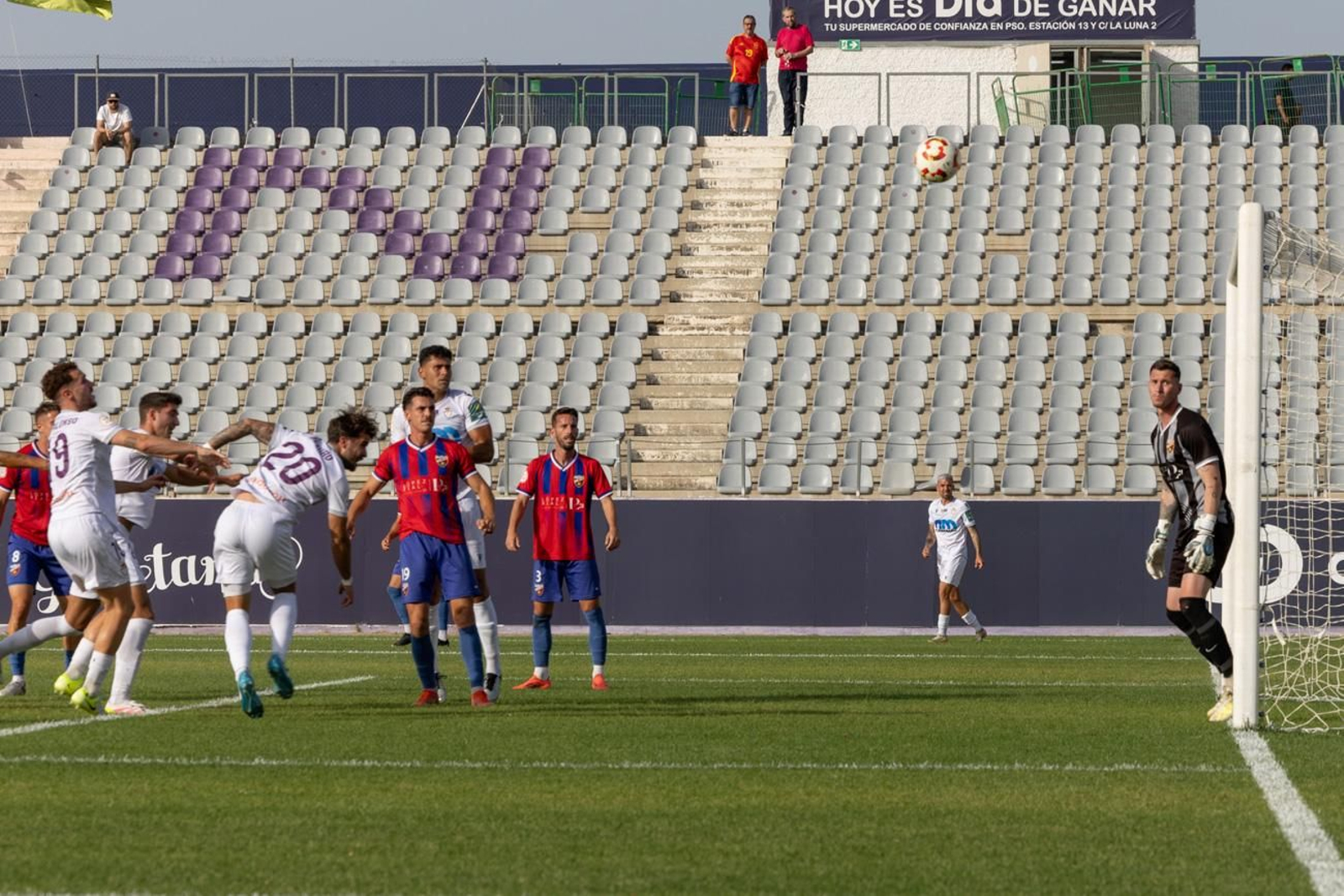 El triunfo del Real Jaén ante la UD Torre del Mar, en imágenes El triunfo del Real Jaén ante la UD Torre del Mar, en imágenes