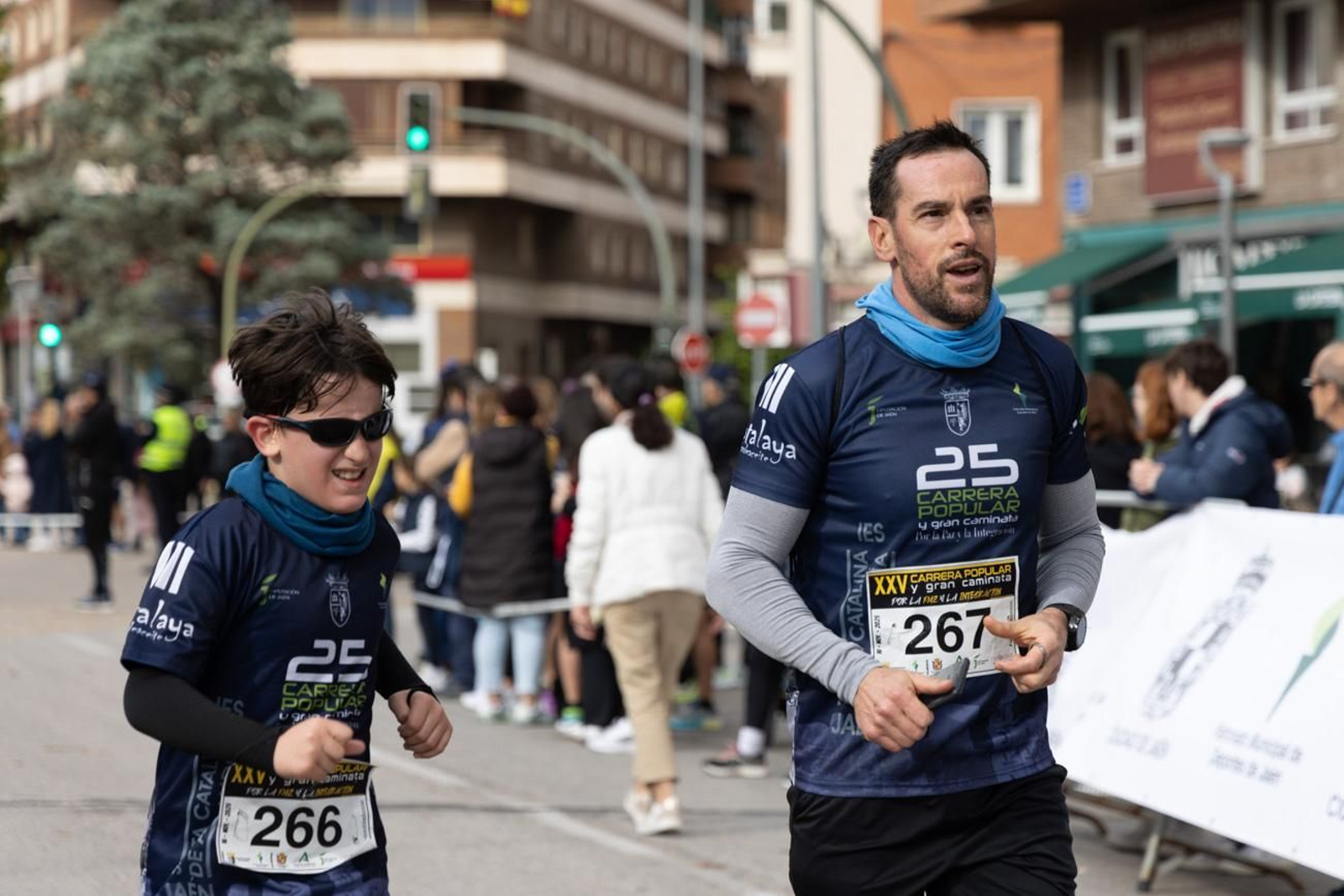 Atletismo por la paz y la integración en la XXV Carrera y Caminata del IES Santa Catalina de Alejandría (II)