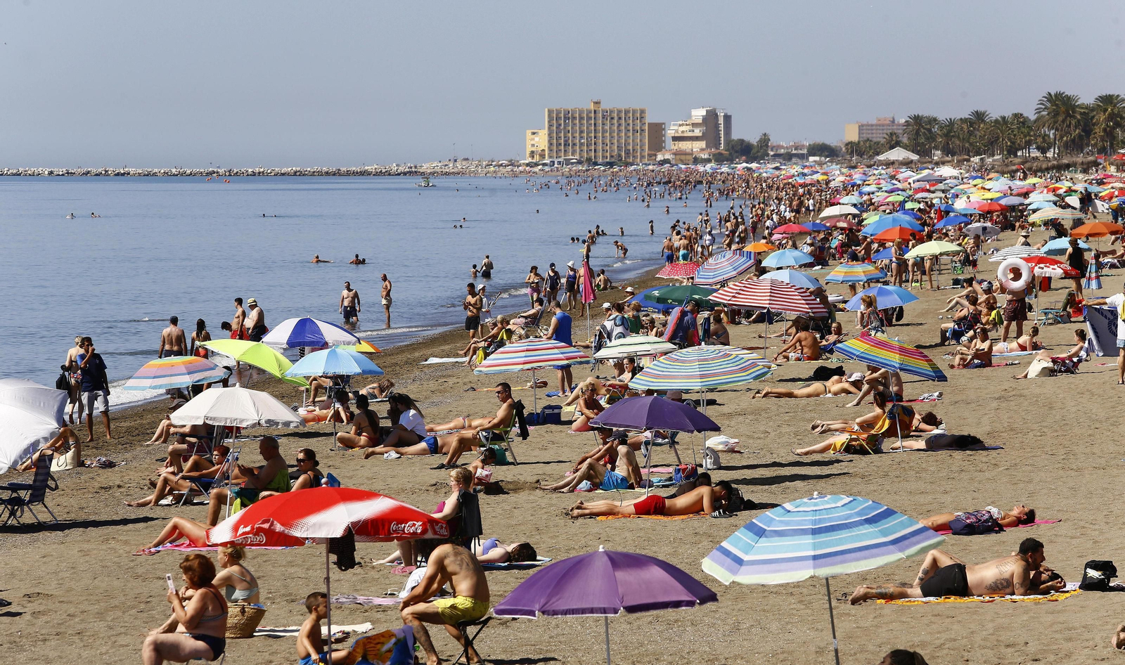 Fotos del primer domingo de playa sin el estado de alarma
