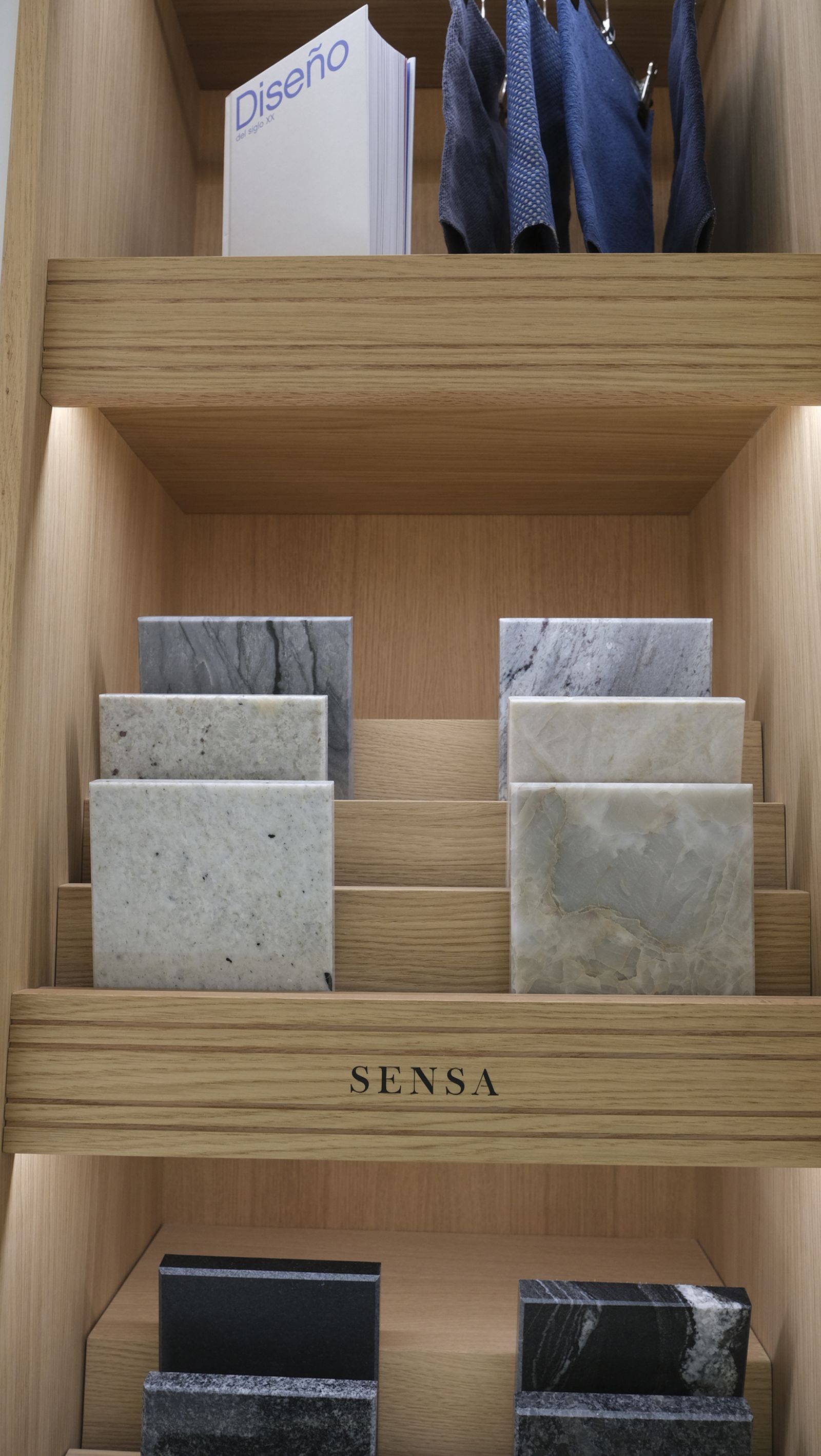 Cosentino City llega al Paseo de Almería , en imágenes