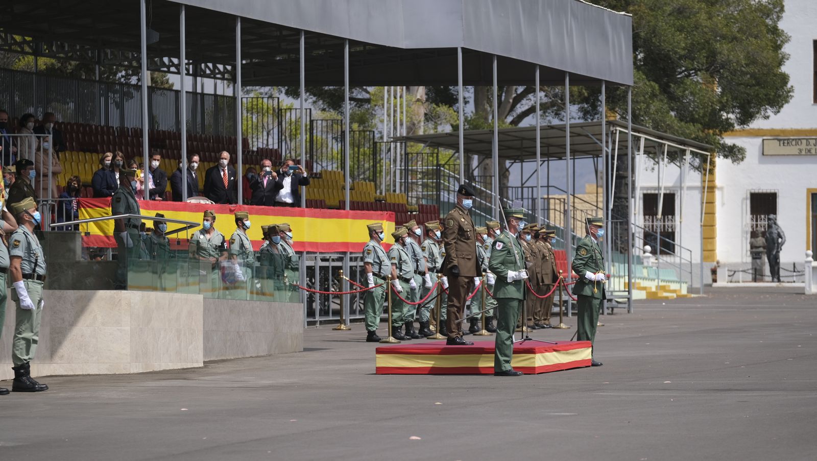 Fotogalería toma de posesión del General Melchor Marín Elvira. La Legión. Almería