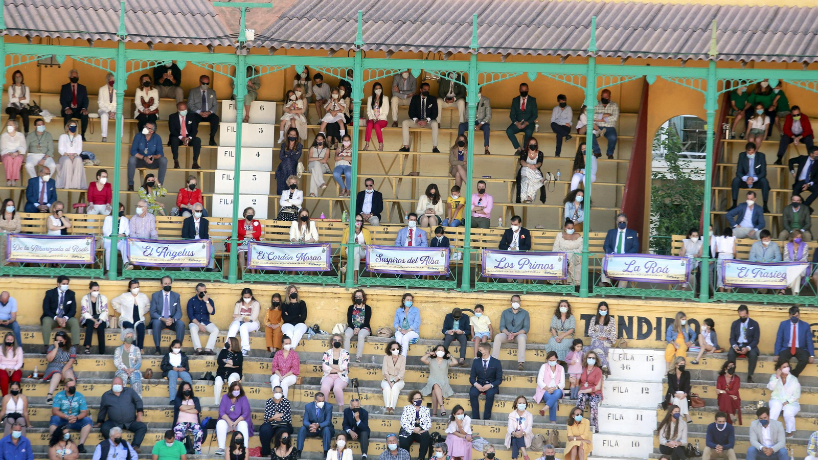 Imágenes de la Misa de Pentecostés en la Plaza de Toros de Jerez
