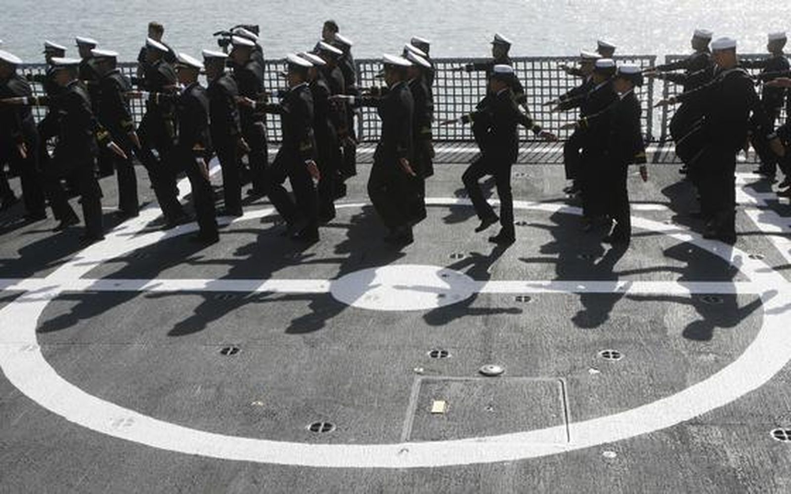 Navantia entrega el primero de los cuatro Patrulleros Oceánicos de Vigilancia que fabrica para la Armada Venezolana. 

Foto: Borja Benjumeda