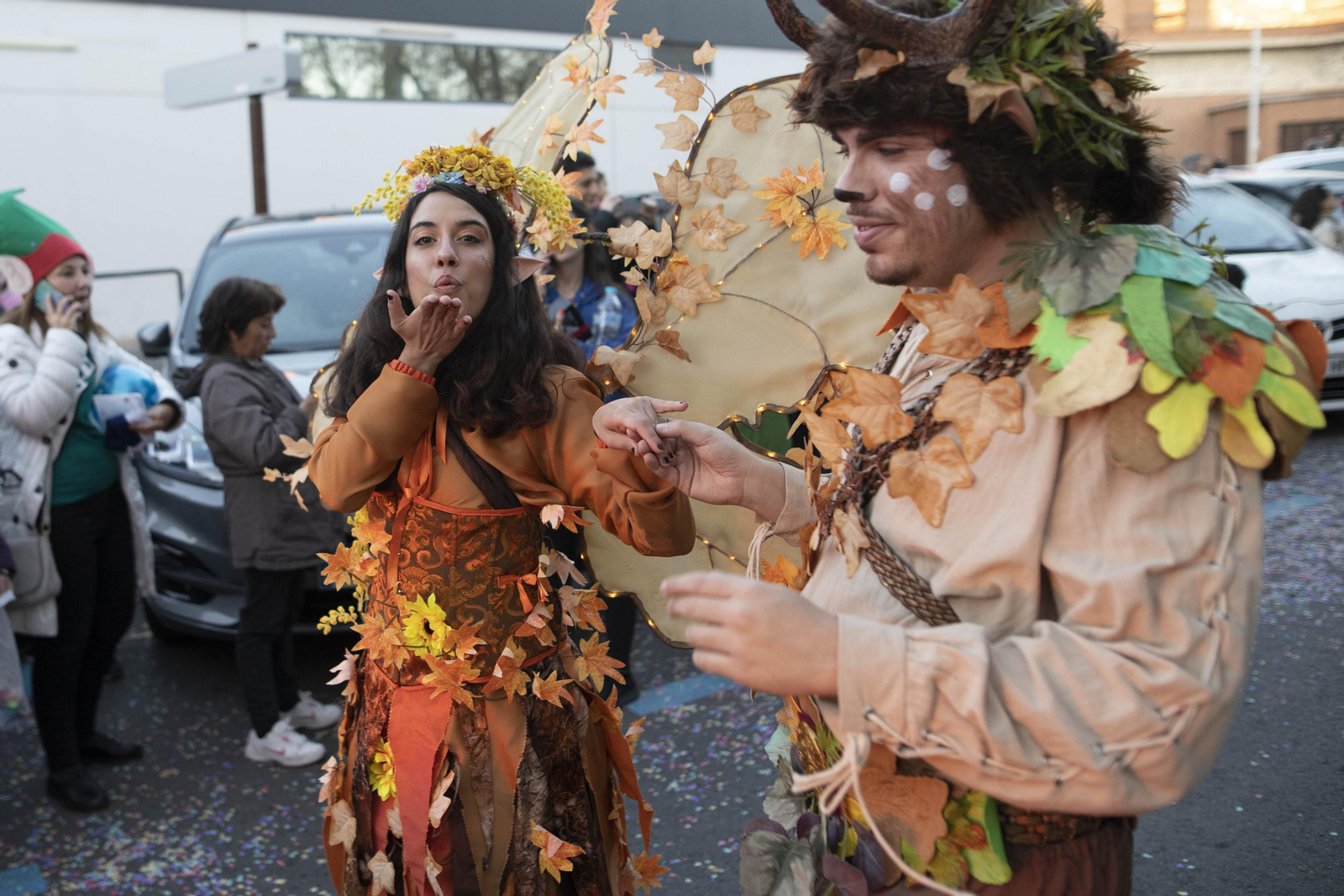Así ha sido la cabalgata de Papa Noel por Granada