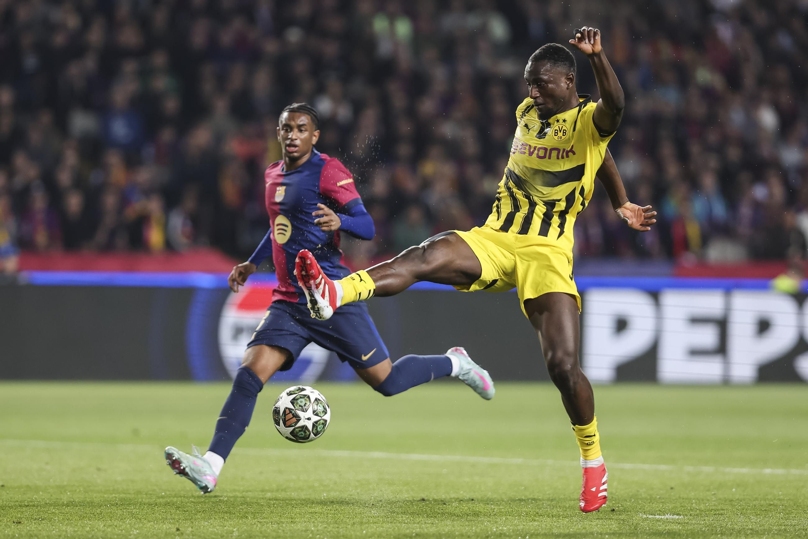 Las mejores fotos del Barcelona - Borussia Dortmund