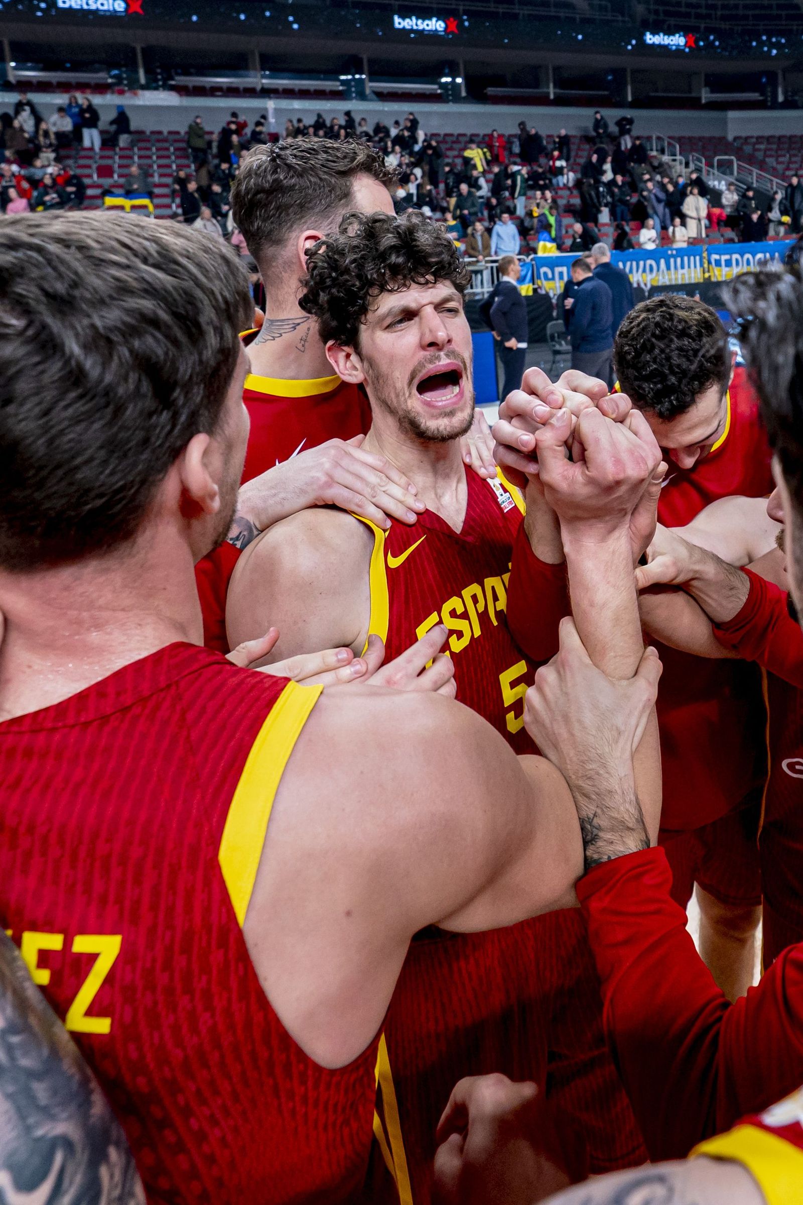Las mejores fotos del Ucrania-España de baloncesto